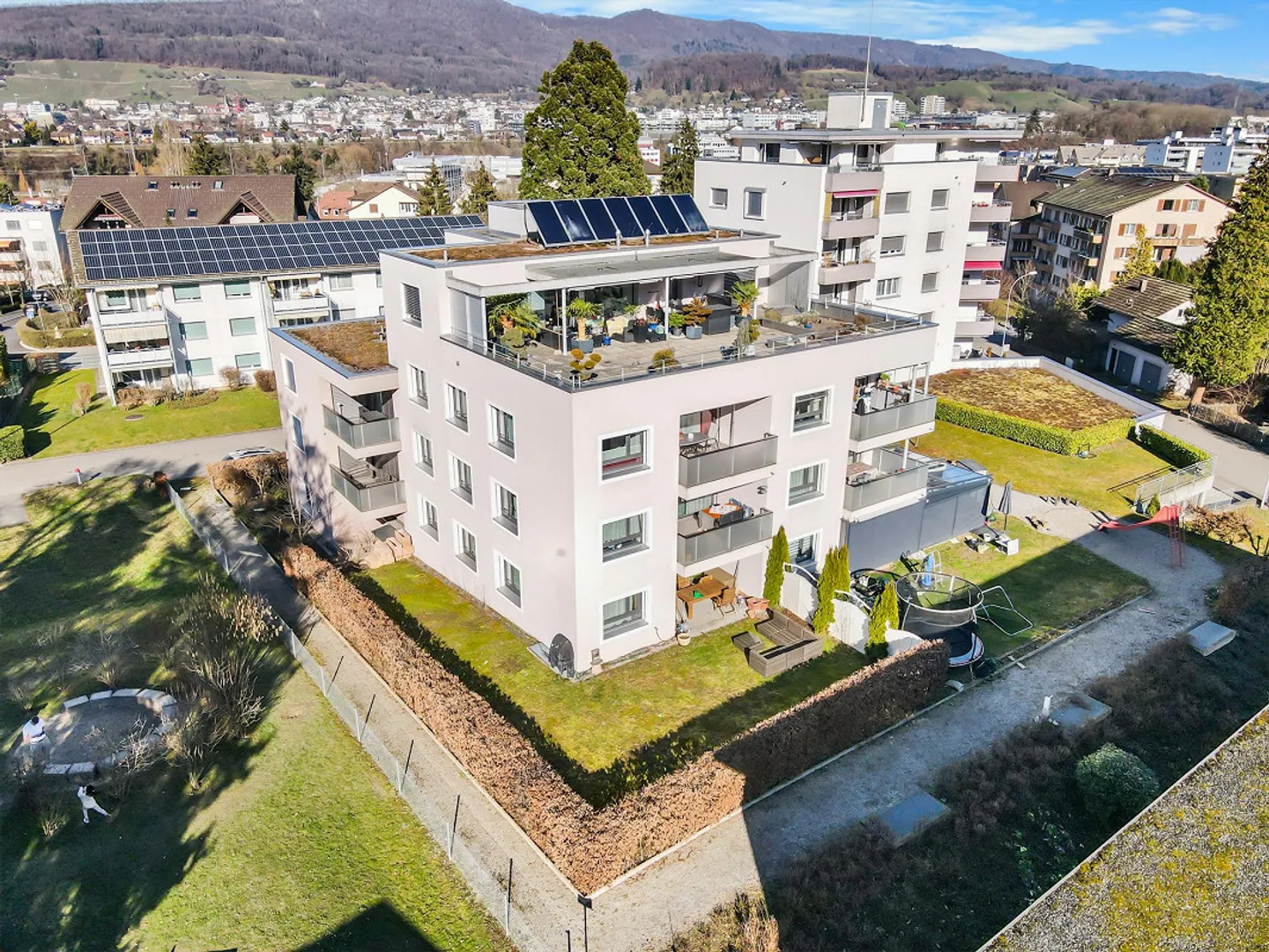 3.5 Zimmer Eigentumswohnung mit Balkon und Grünblick - Photo 1 sur 14