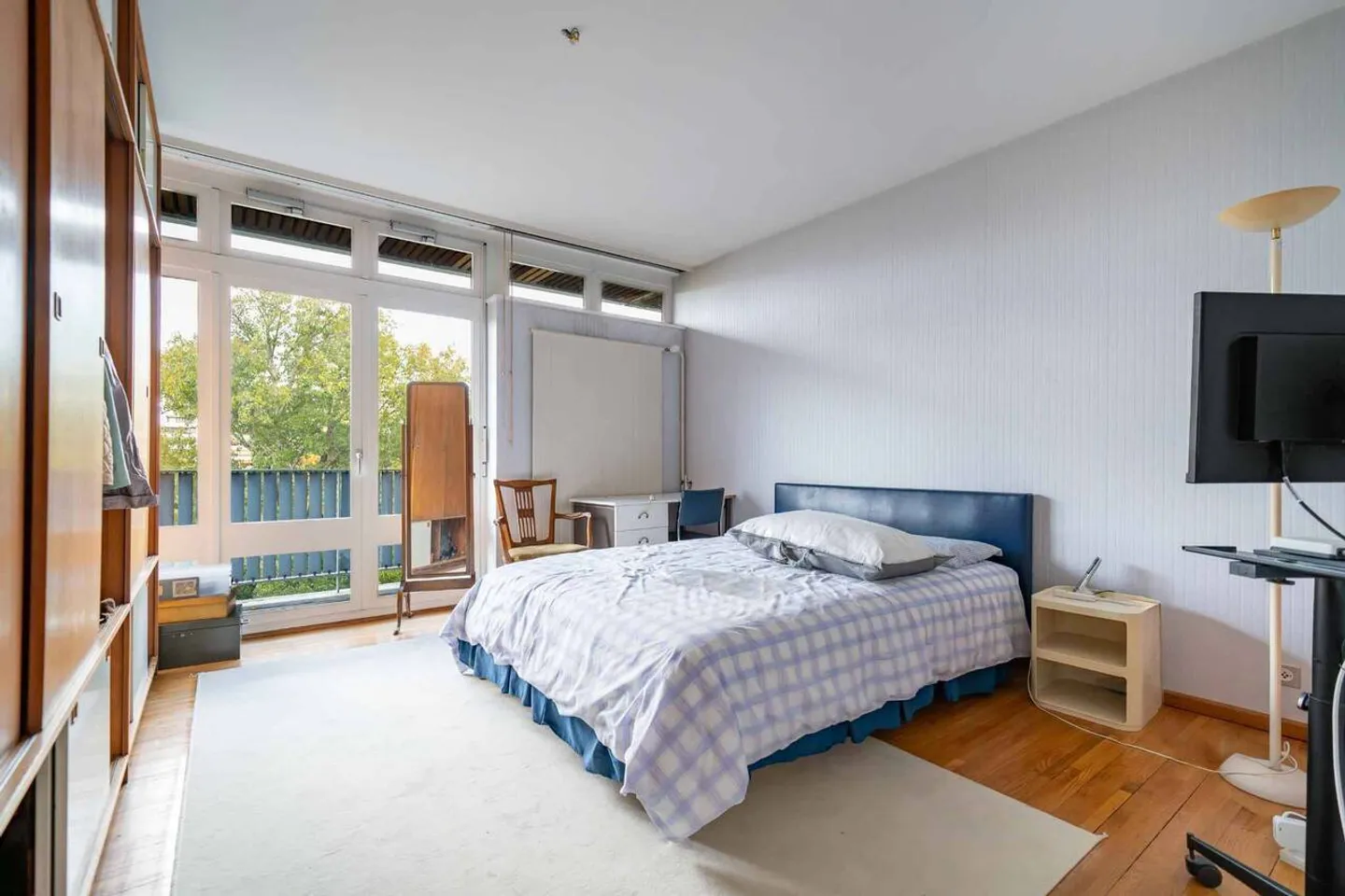 7-room penthouse close to international organizations - Photo 11 of 12