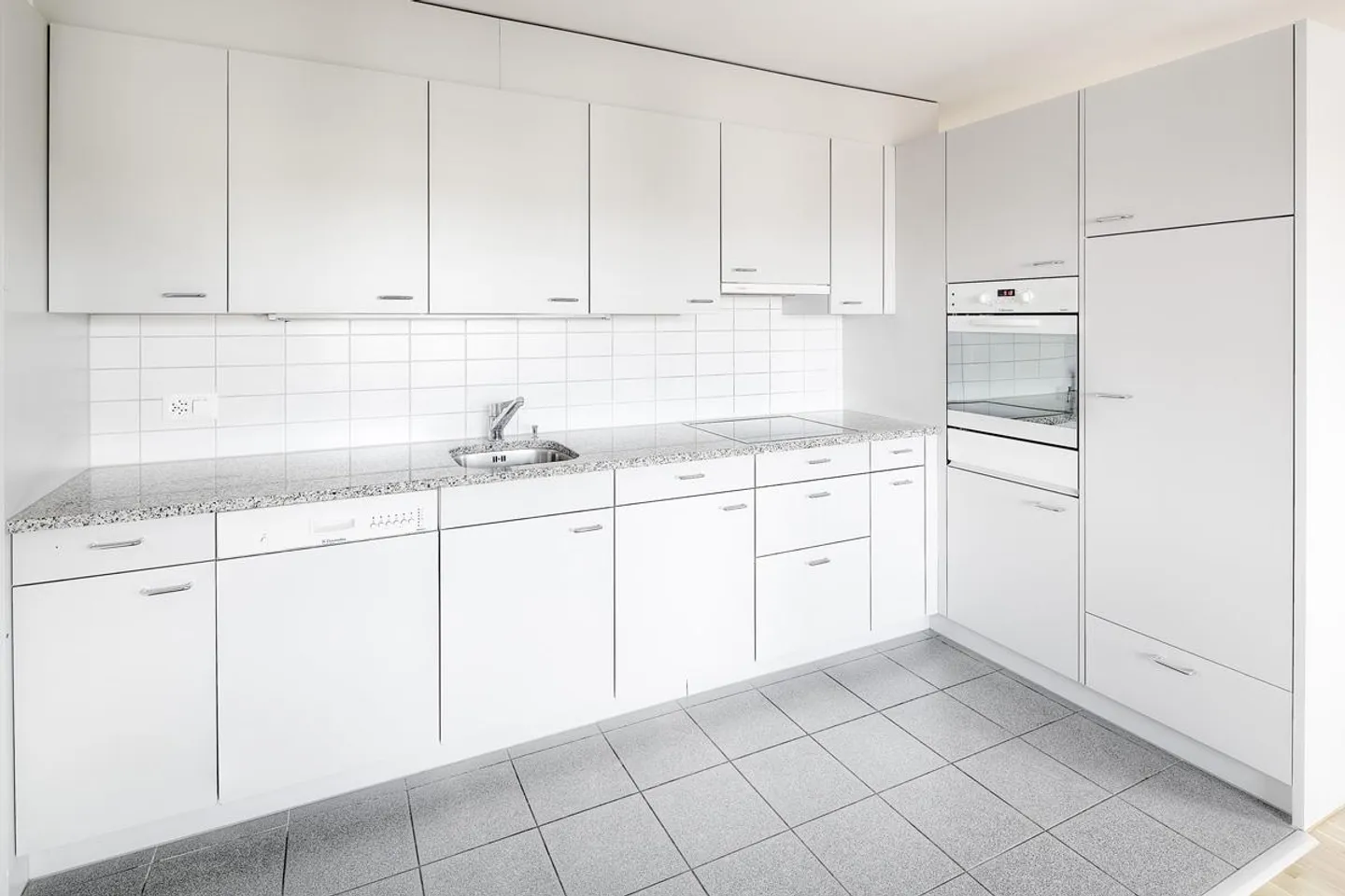 Appartement Brillant & Moderne - Photo 3 sur 5