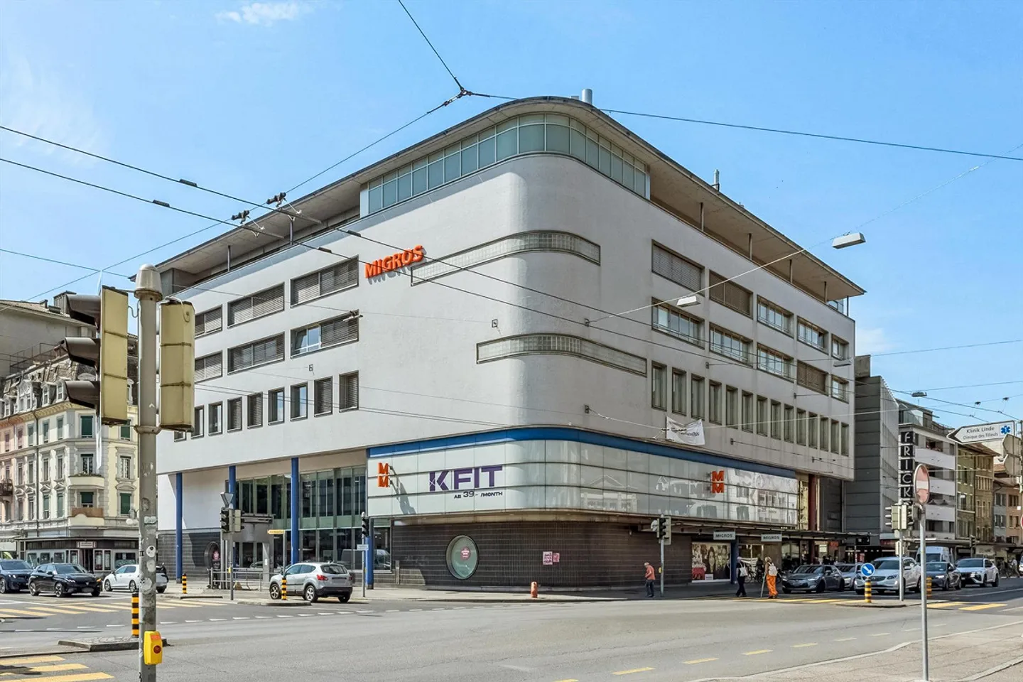 2.5 Room Apartment in Biel/Bienne - Photo 1 of 8