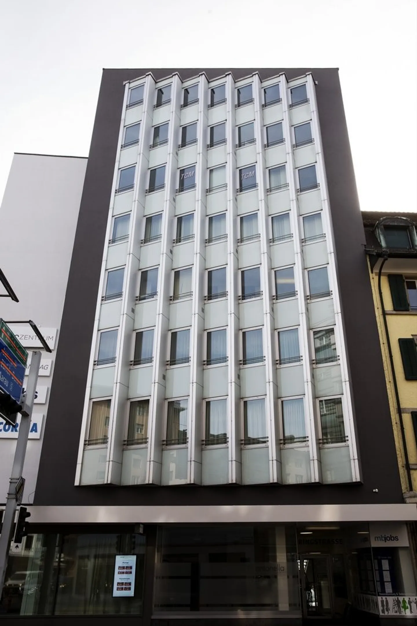 Ufficio nel cuore di Olten in affitto - primo mese di affitto GRATIS! - Foto 2 di 9