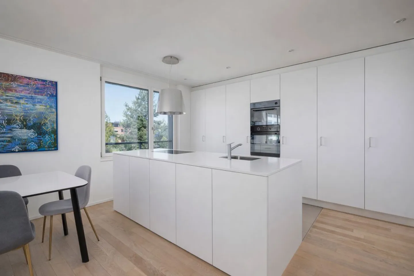 Vie moderne avec style et confort - Photo 1 sur 7