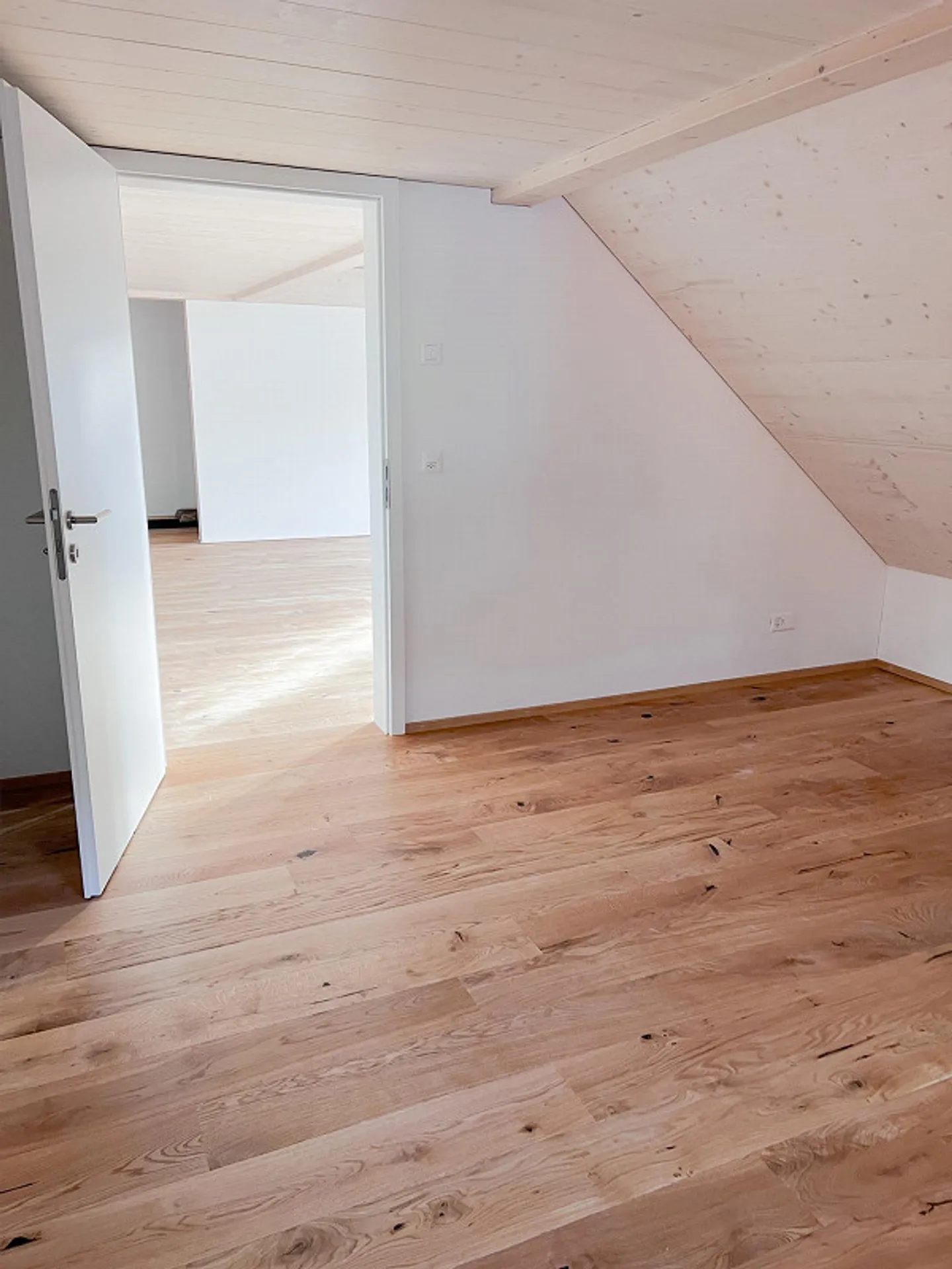 4.5-Zimmer Neubauwohnung mit Balkon - Foto 17 von 26