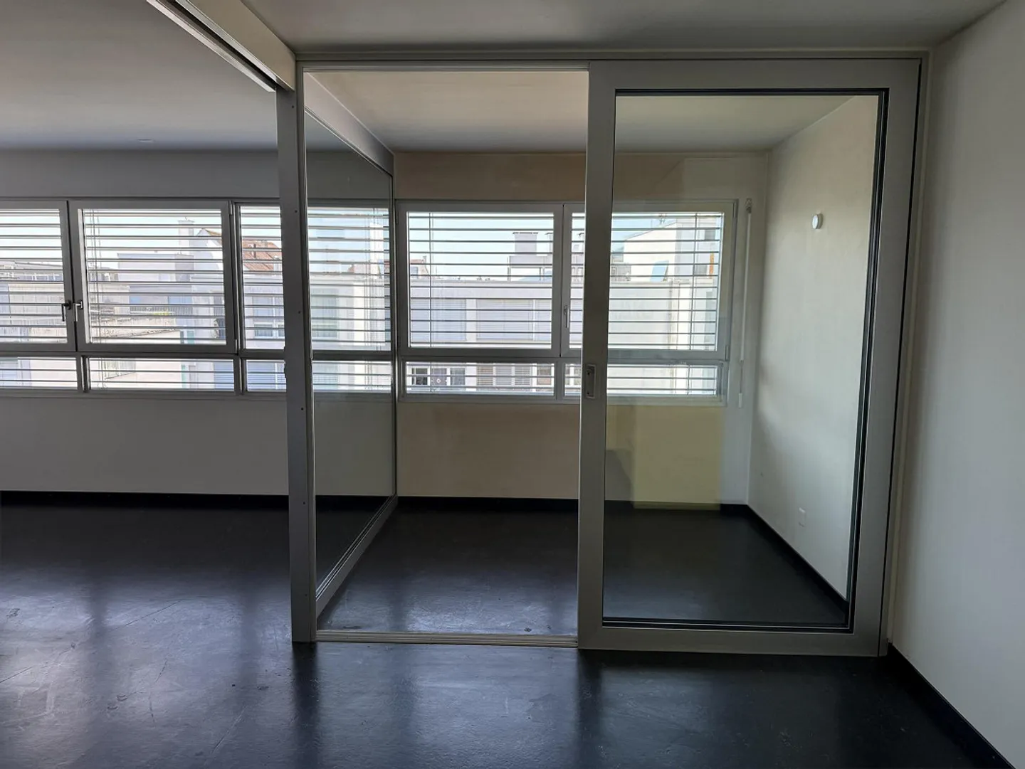2.5 Room Apartment in Biel/Bienne - Photo 4 of 8