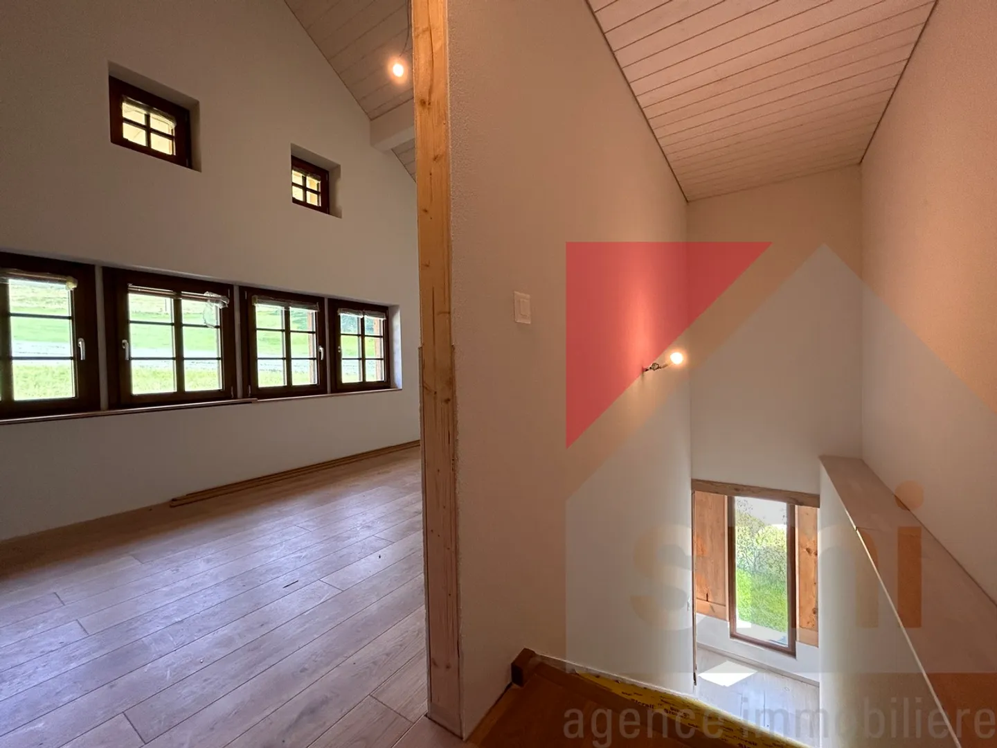 Charming 4.5-Room Gable House with Character in Hauteville - Photo 6 of 9