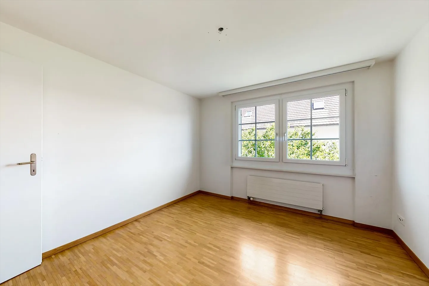 Vivere con stile in una posizione tranquilla - Foto 3 di 9