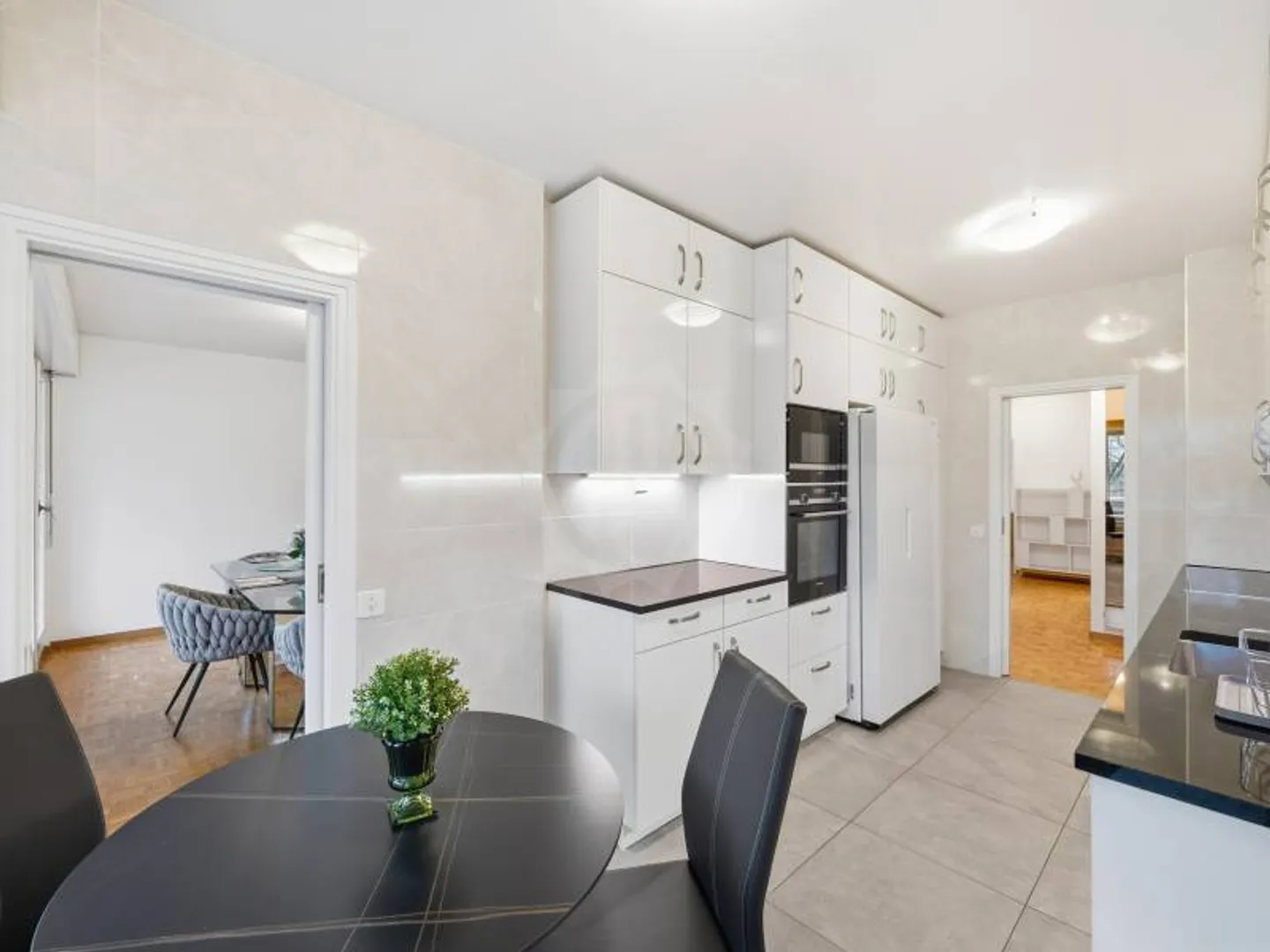 Renoviertes Apartment in Chêne-Bougeries - Foto 3 von 11