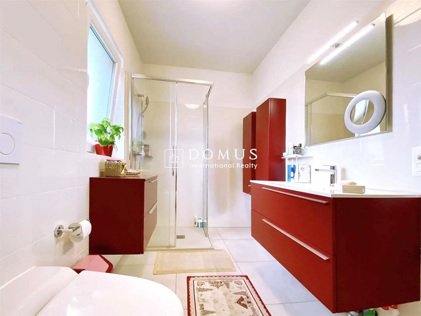 Appartement élégant et spacieux avec terrasse généreuse - Photo 11 sur 13