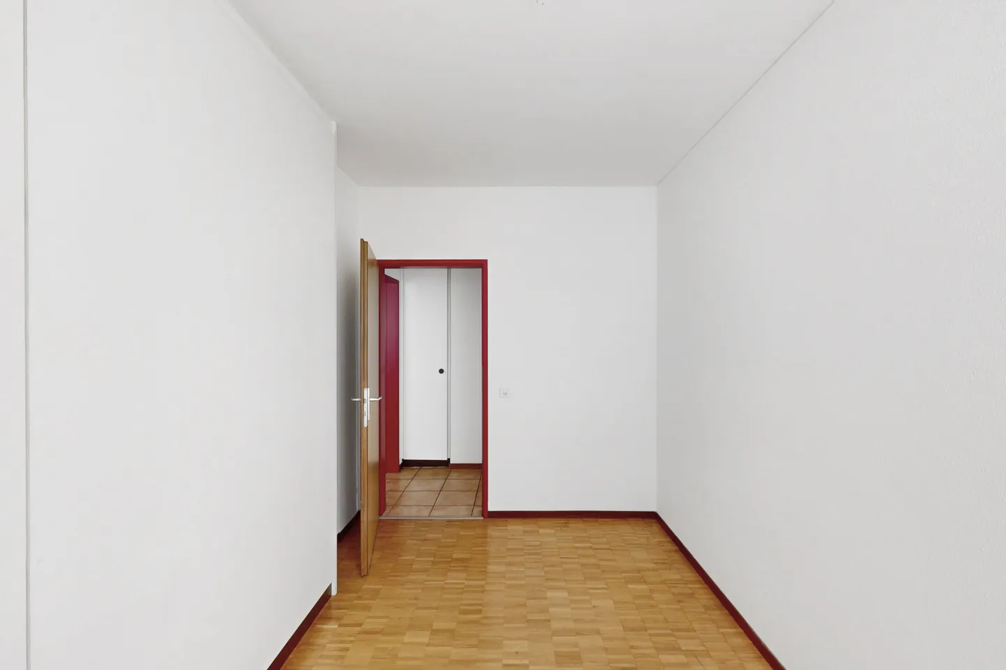 Appartamento luminoso 3.5 locali - Foto 9 di 12