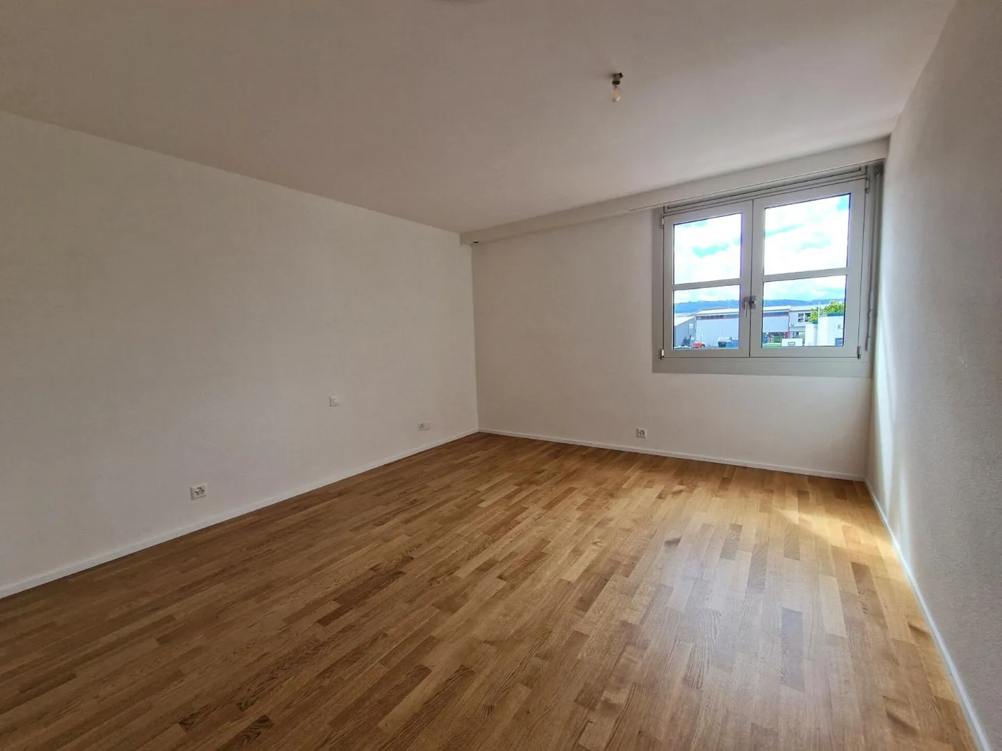 Appartement avec 4.5 pièces entièrement rénové - Photo 9 sur 12