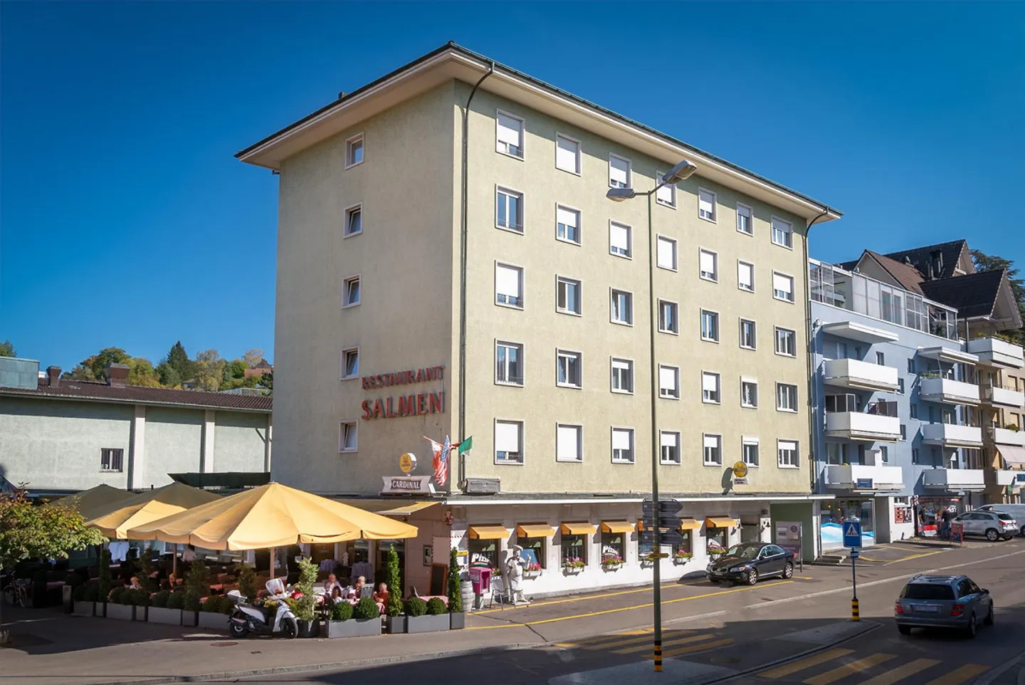 Cerchi un posto auto per la tua auto? - Foto 1 di 1