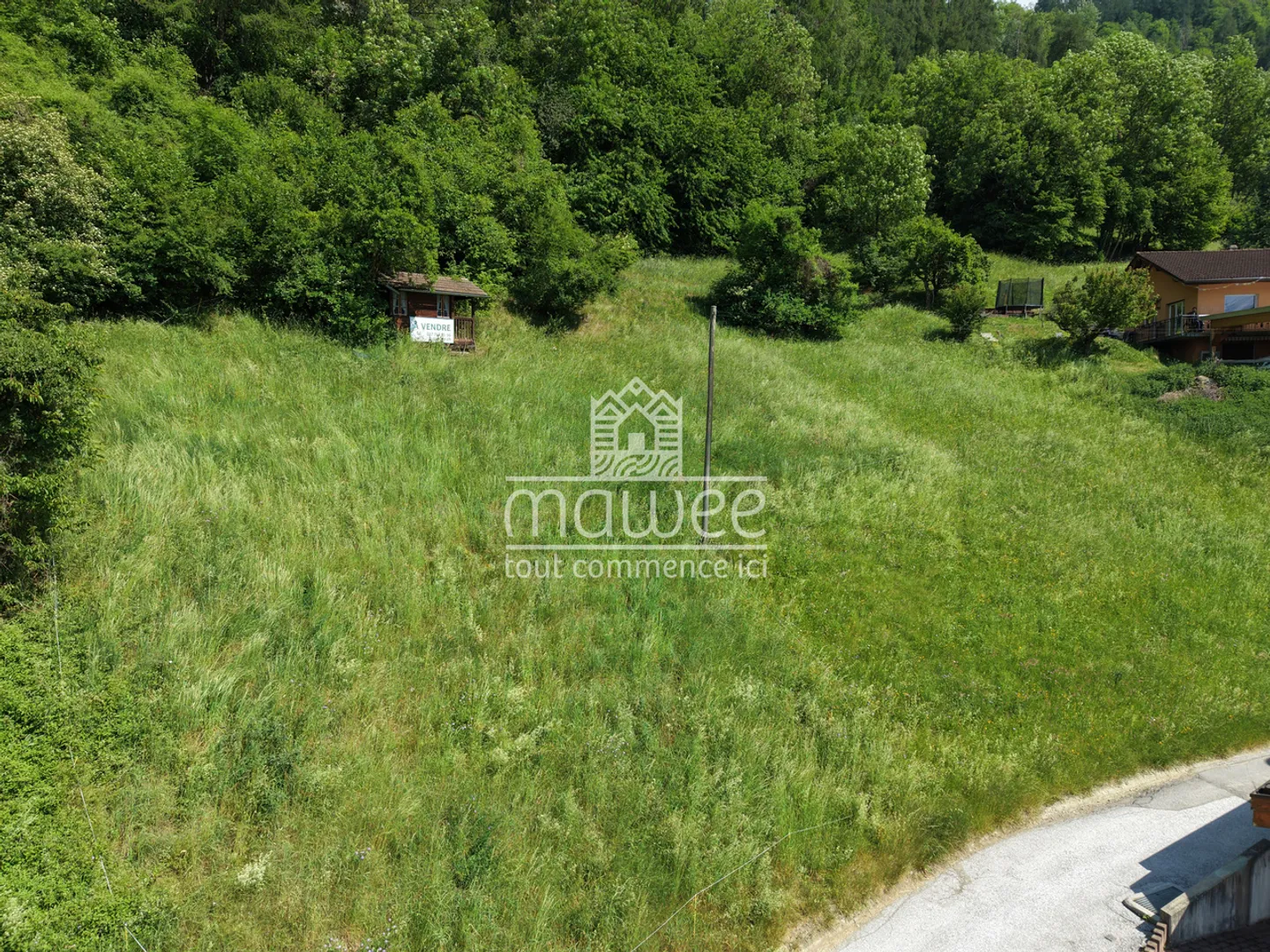 Terreno di 1682 m2 con permesso di costruzione valido per 3 chalet - Foto 4 di 7
