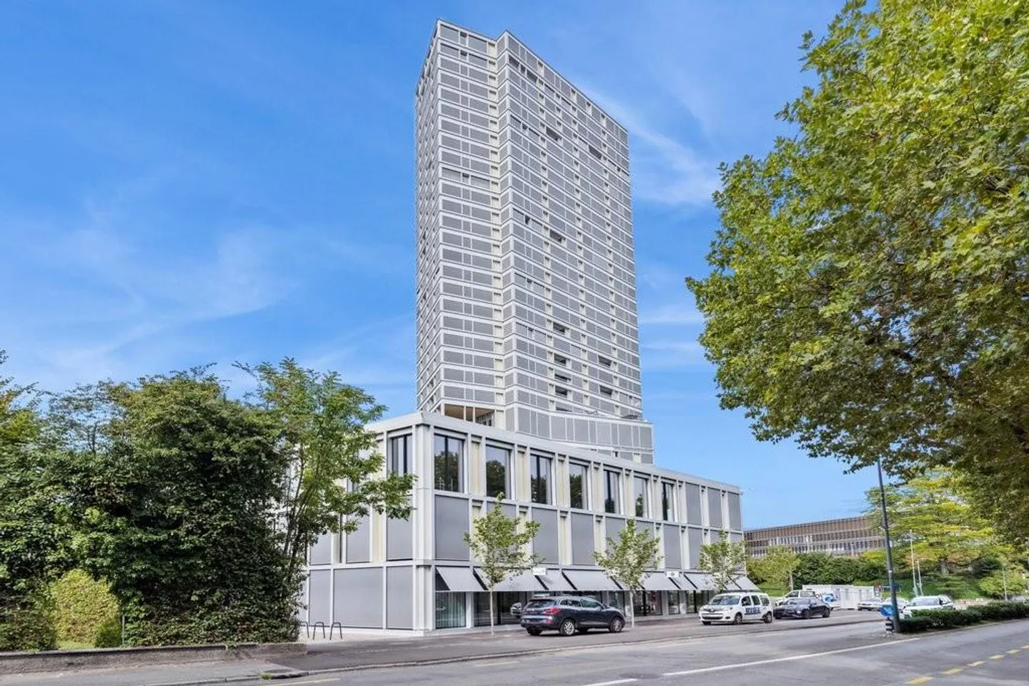 Luxuswohnung im Bäretower - Foto 1 von 12