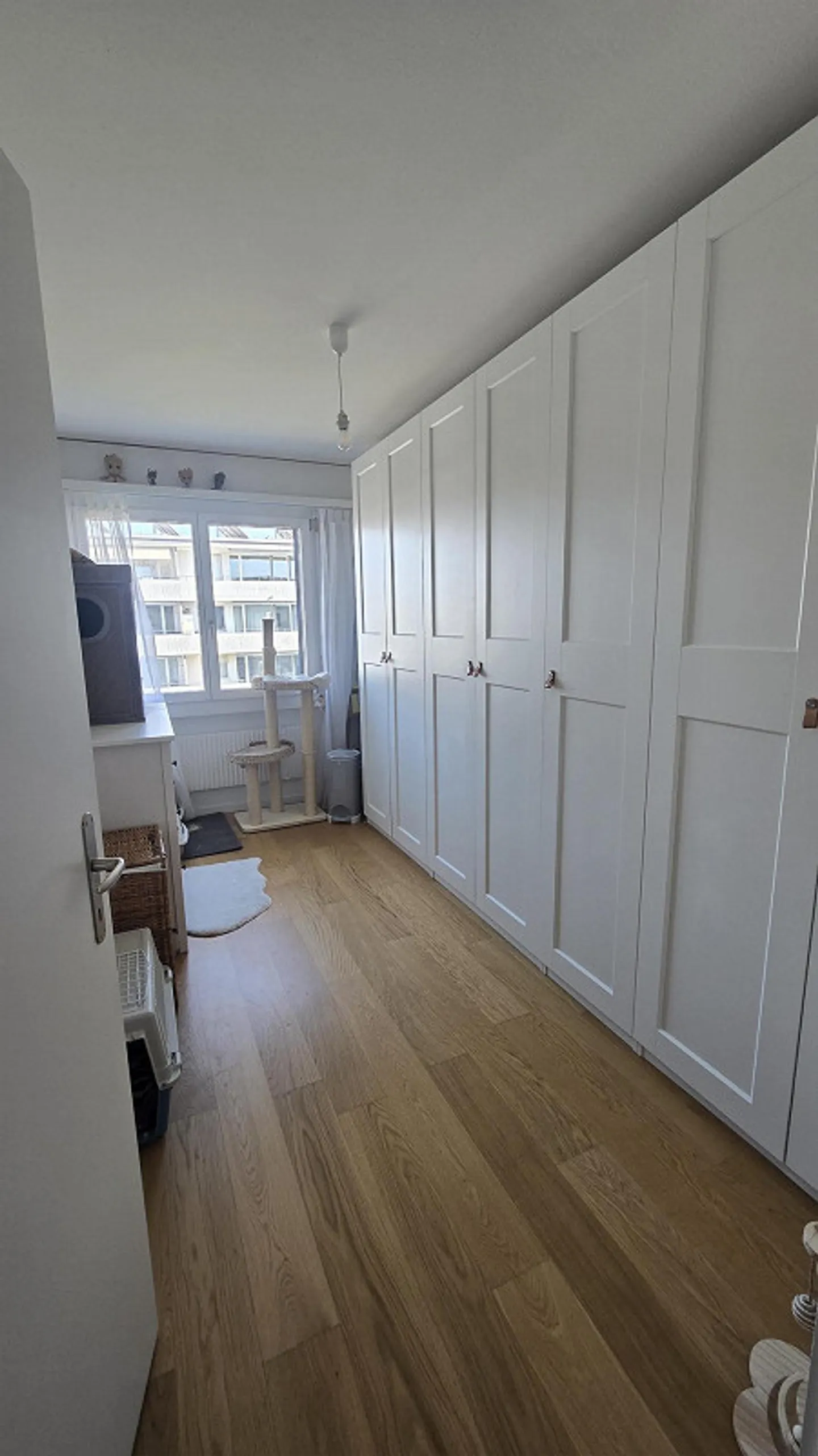 Appartamento ristrutturato di 3,5 locali a Urtenen-Schönbühl - Foto 6 di 8