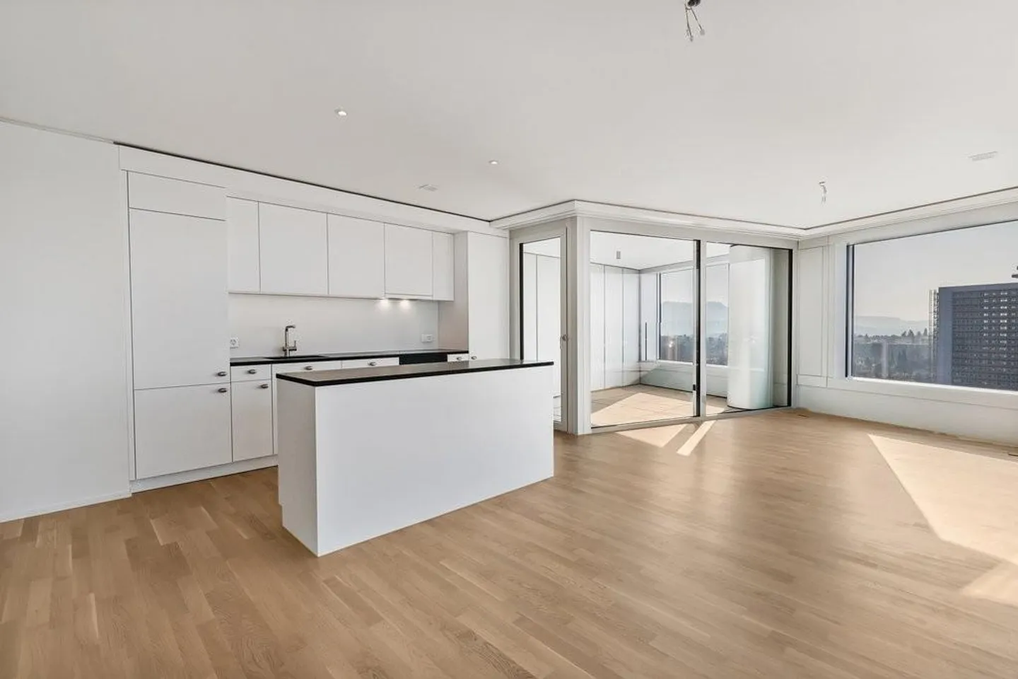 Luxuswohnung im Bäretower - Foto 3 von 12