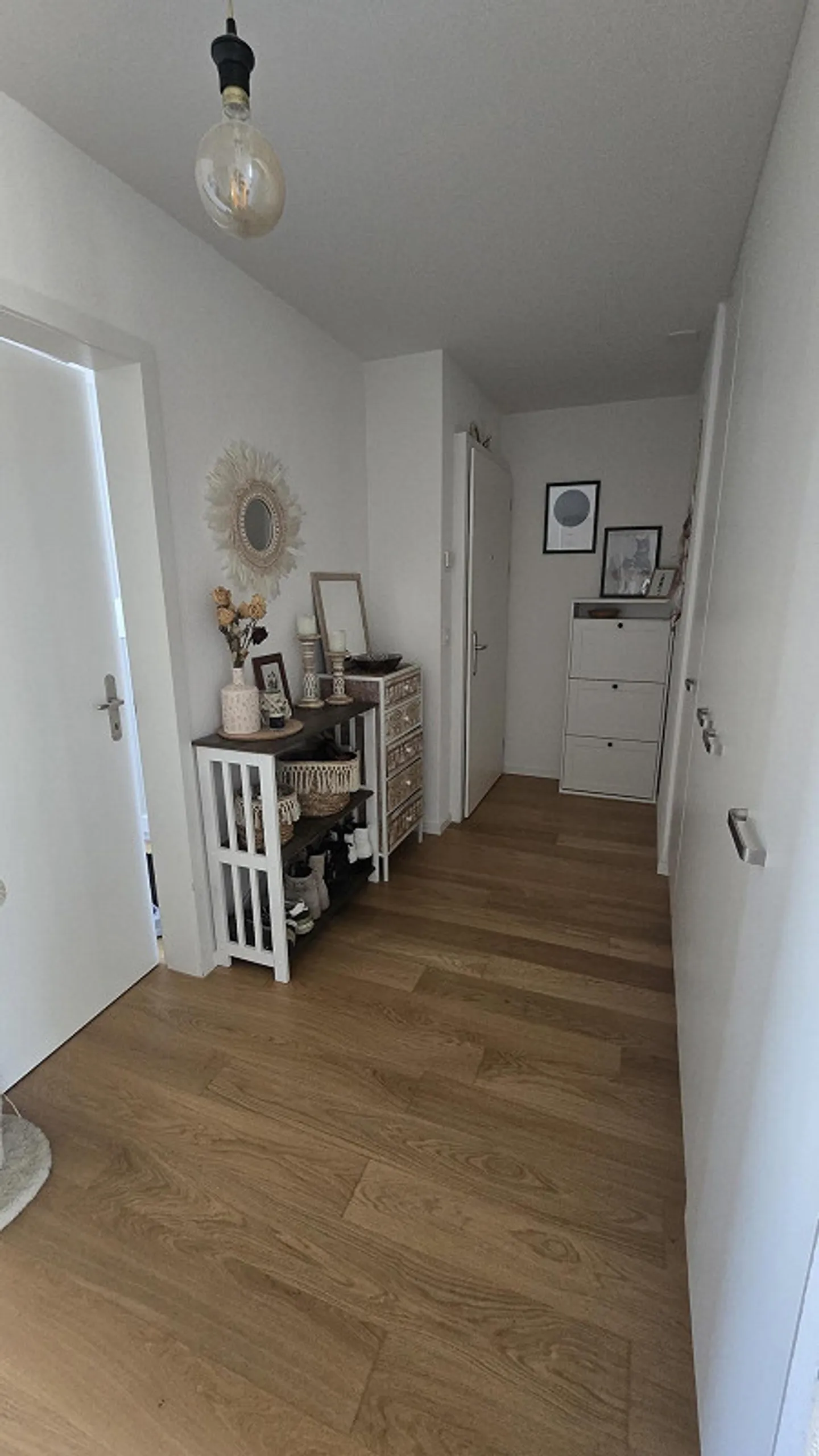 Appartamento ristrutturato di 3,5 locali a Urtenen-Schönbühl - Foto 7 di 8