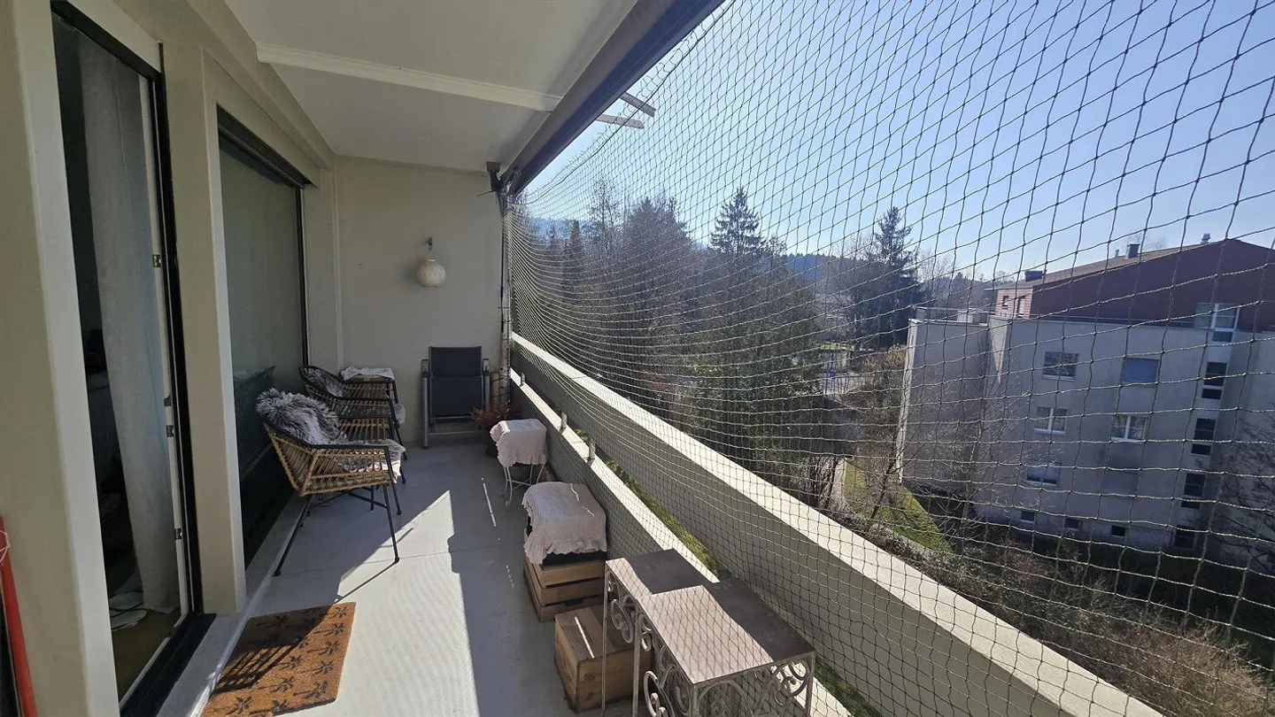 Appartamento ristrutturato di 3,5 locali a Urtenen-Schönbühl - Foto 8 di 8