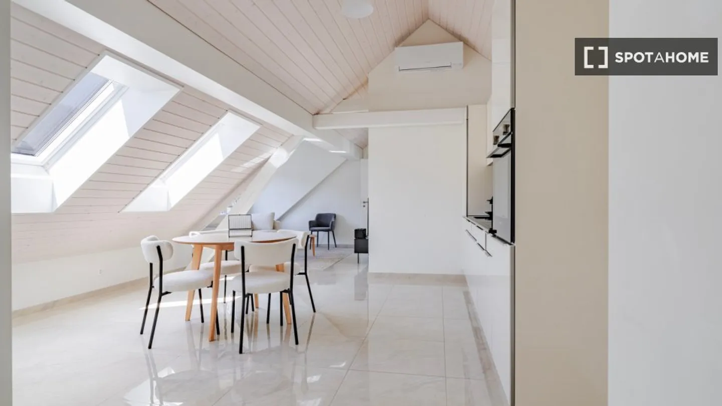 Apartment for rent - Photo 6 of 18