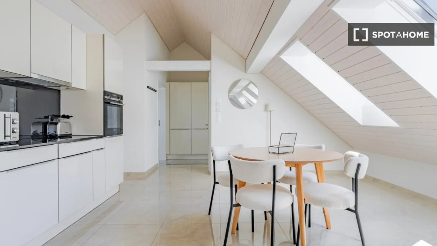 Apartment for rent - Photo 7 of 18