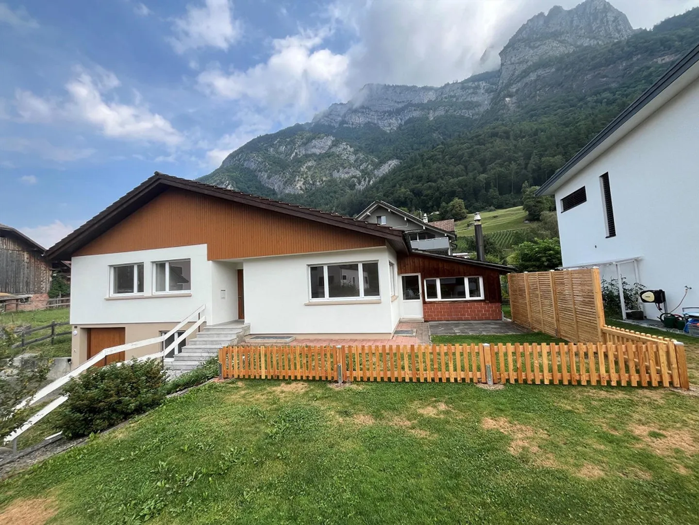 Renoviertes Einfamilienhaus - Foto 4 von 16