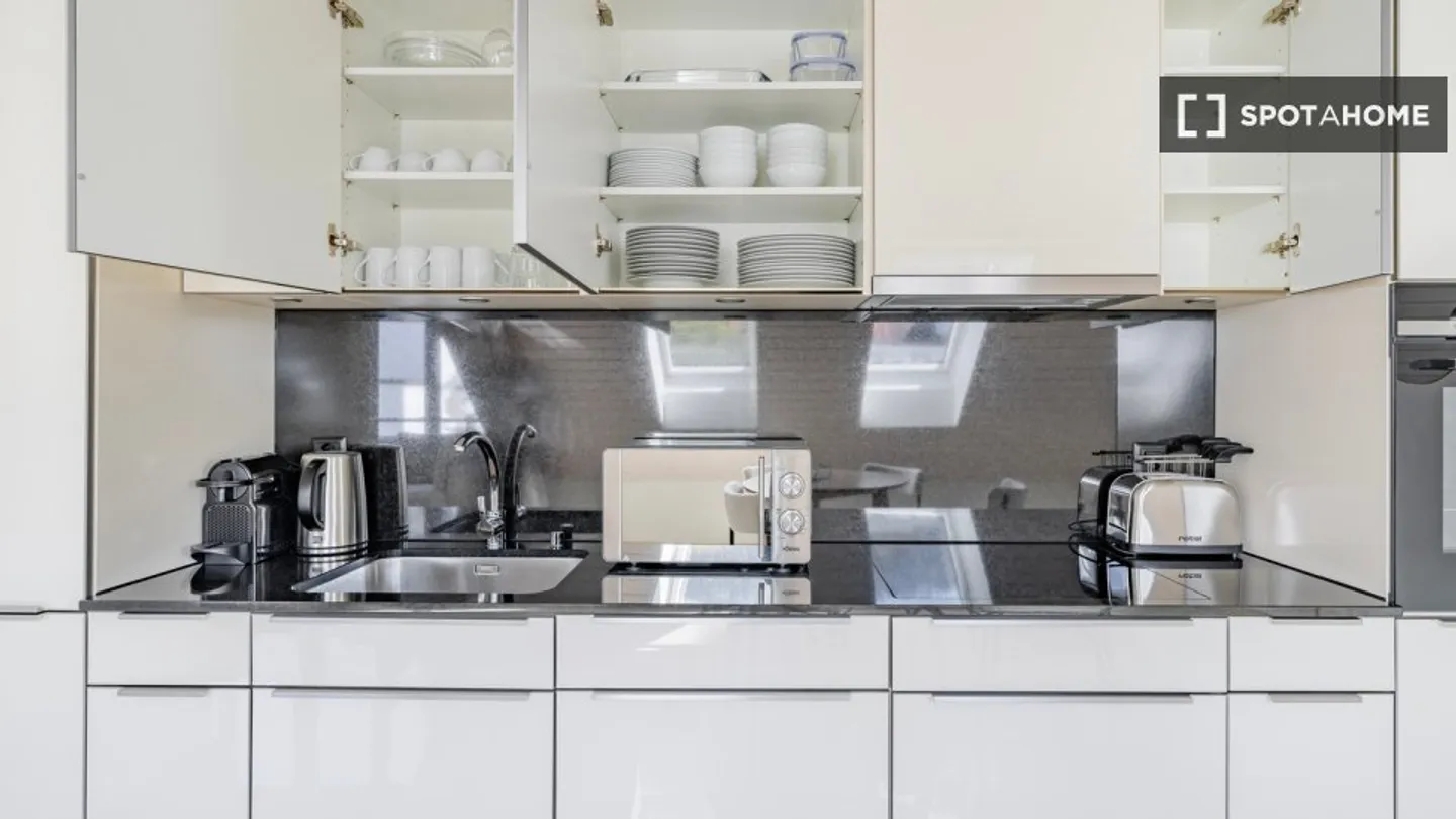 Apartment for rent - Photo 9 of 18