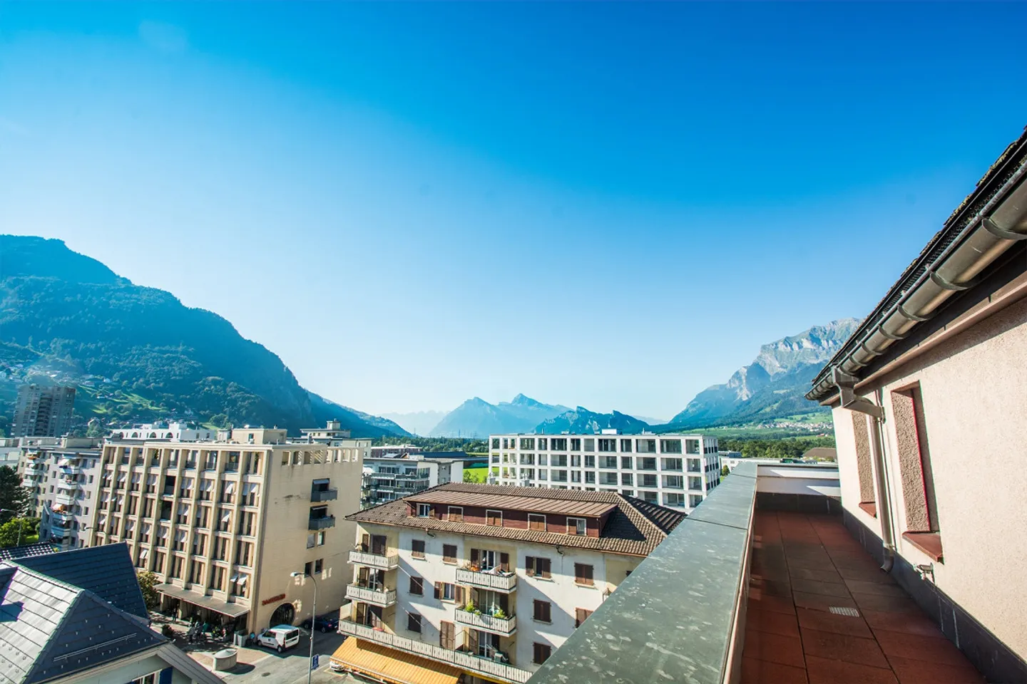 Appartement spacieux et central de 4,5 pièces au cœur de Landquart - Photo 6 sur 11
