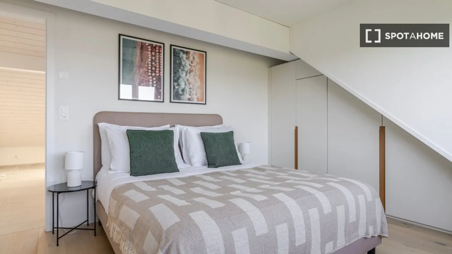 Apartment for rent - Photo 16 of 18