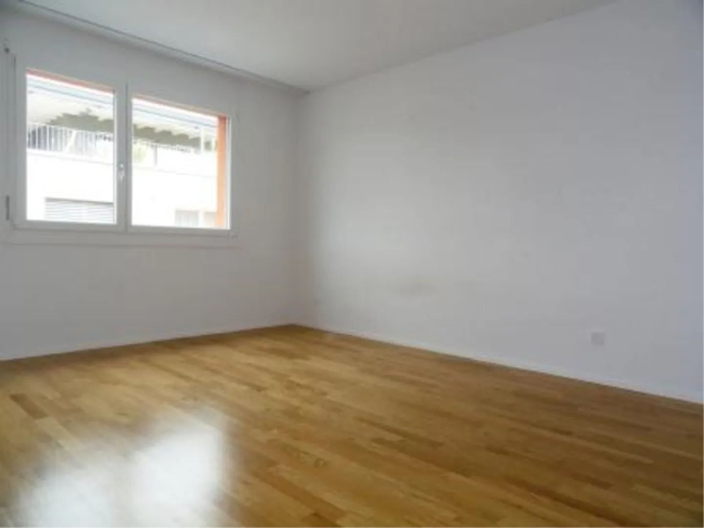 Modern living! - Photo 5 of 6