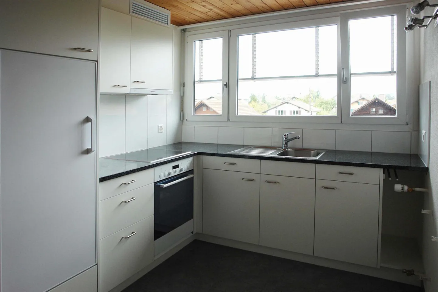 Attico con vista magnifica sulla catena montuosa in affitto! - Foto 2 di 8