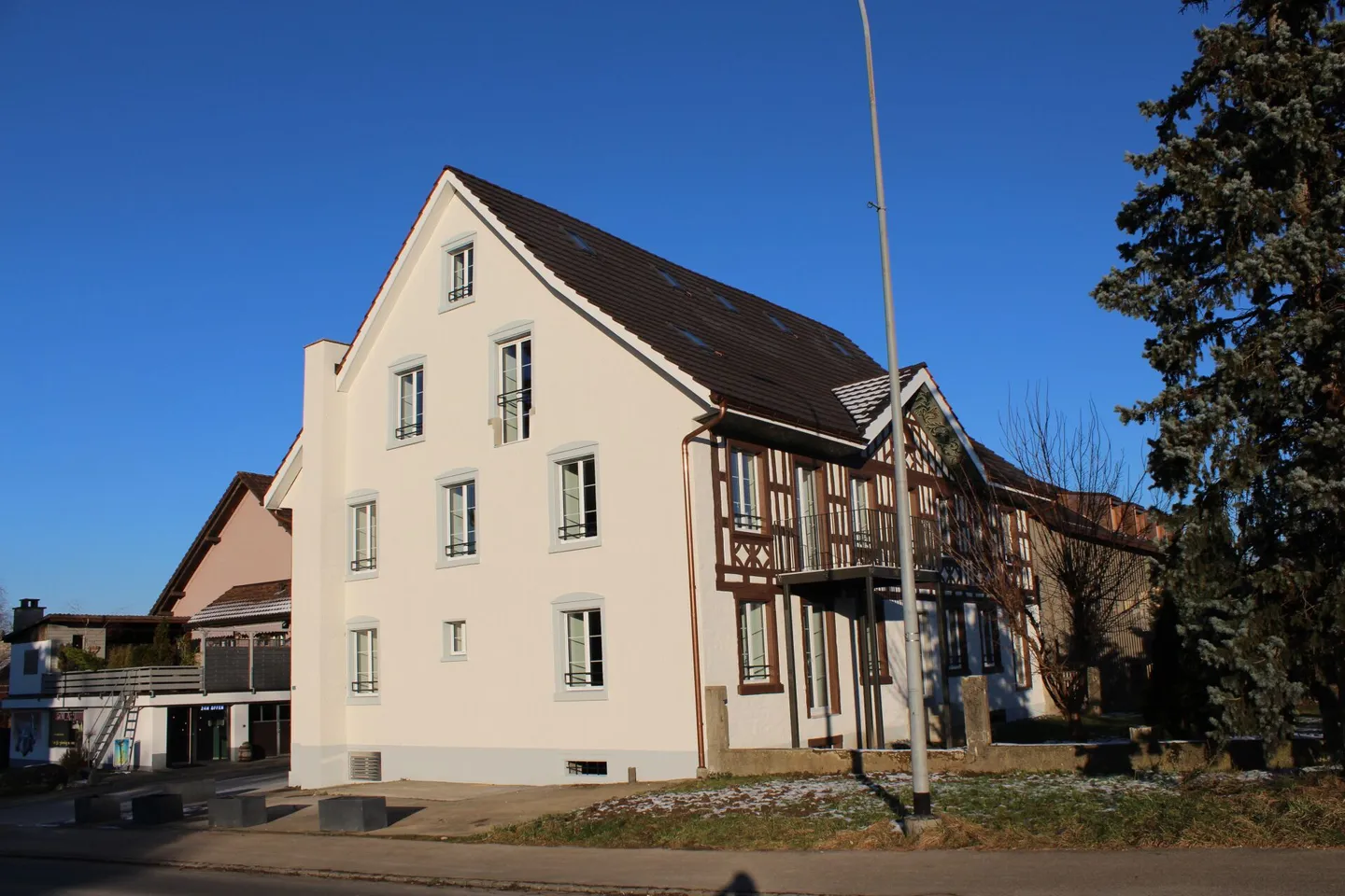 Modern 5.5-room apartment with garden - stylish living in Affeltrangen - Photo 9 of 10