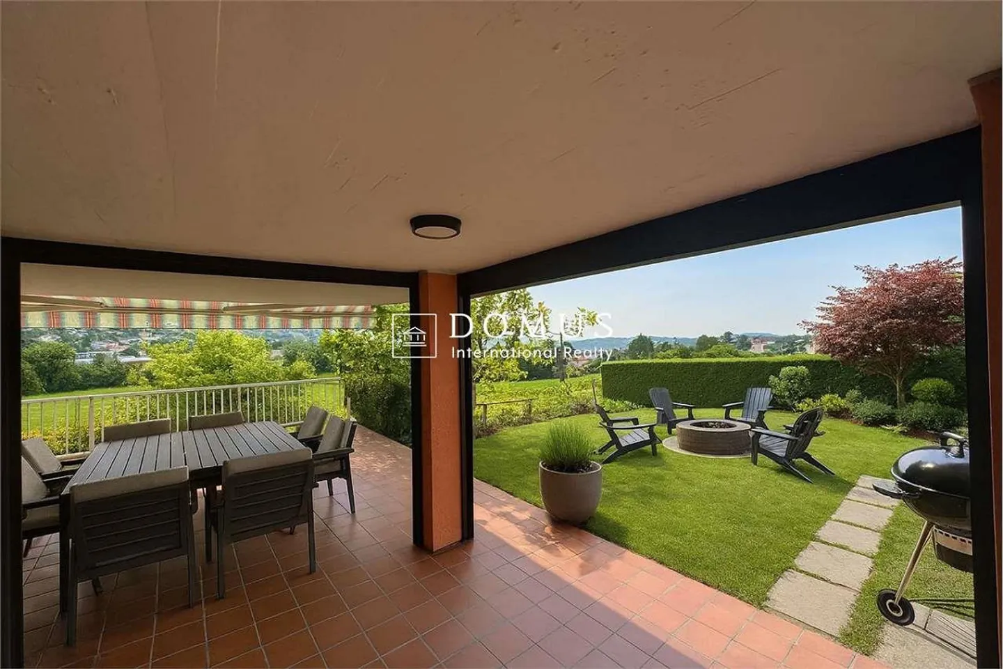 Villa avec piscine, à rénover, avec un grand potentiel - Photo 5 sur 13
