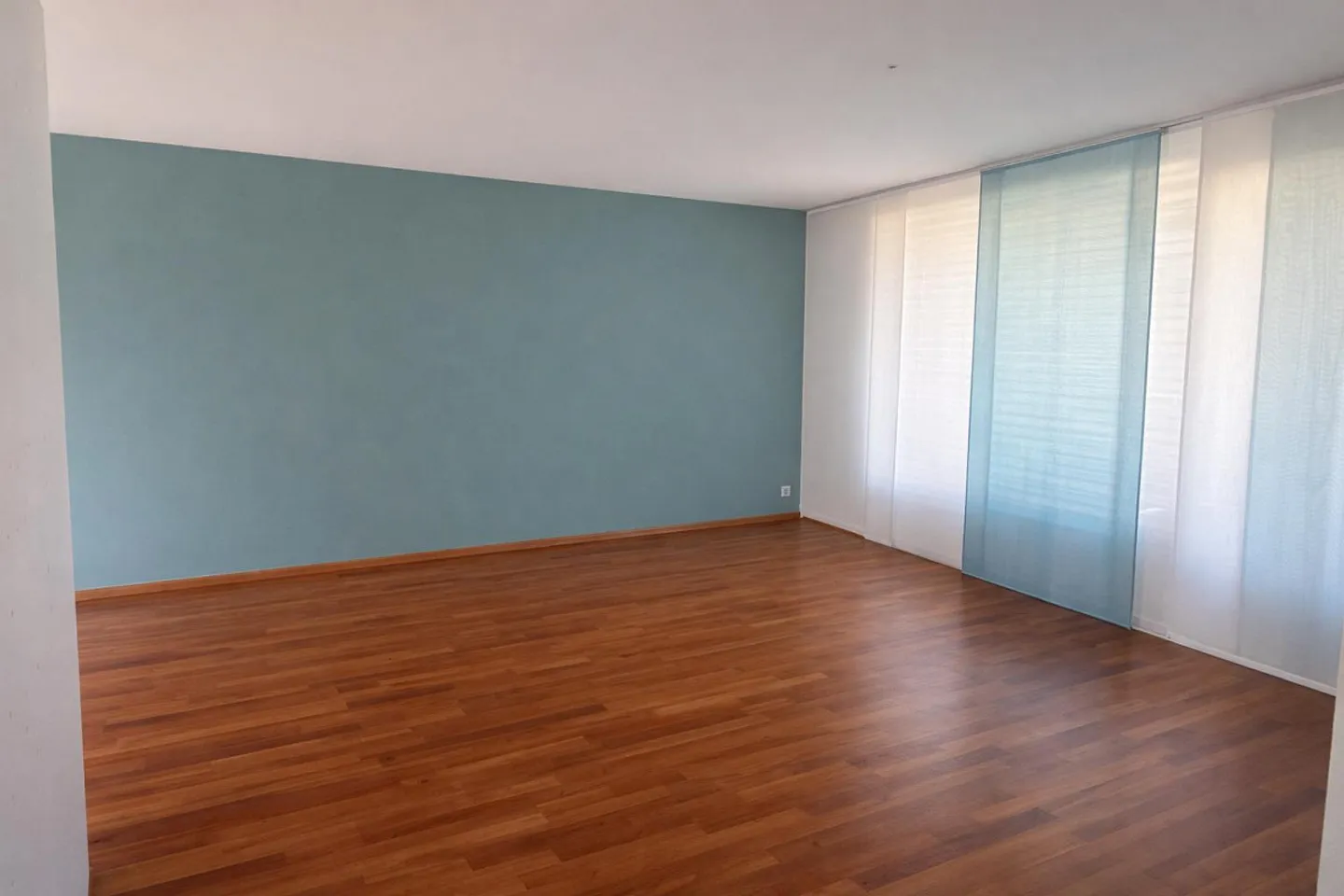 Appartement moderne 3.5 pièces (78 m²) | Tram 2 min | Shopping dans l'immeuble | - Photo 6 sur 13