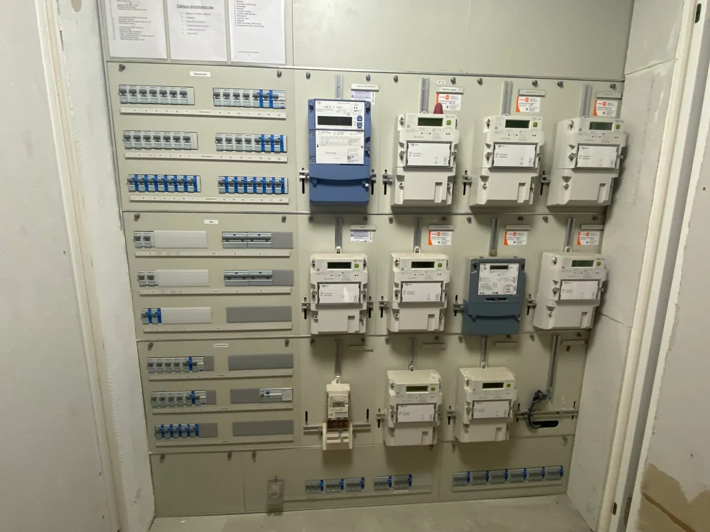 Building of 7 apartments and 2 shops. - Photo 6 of 12