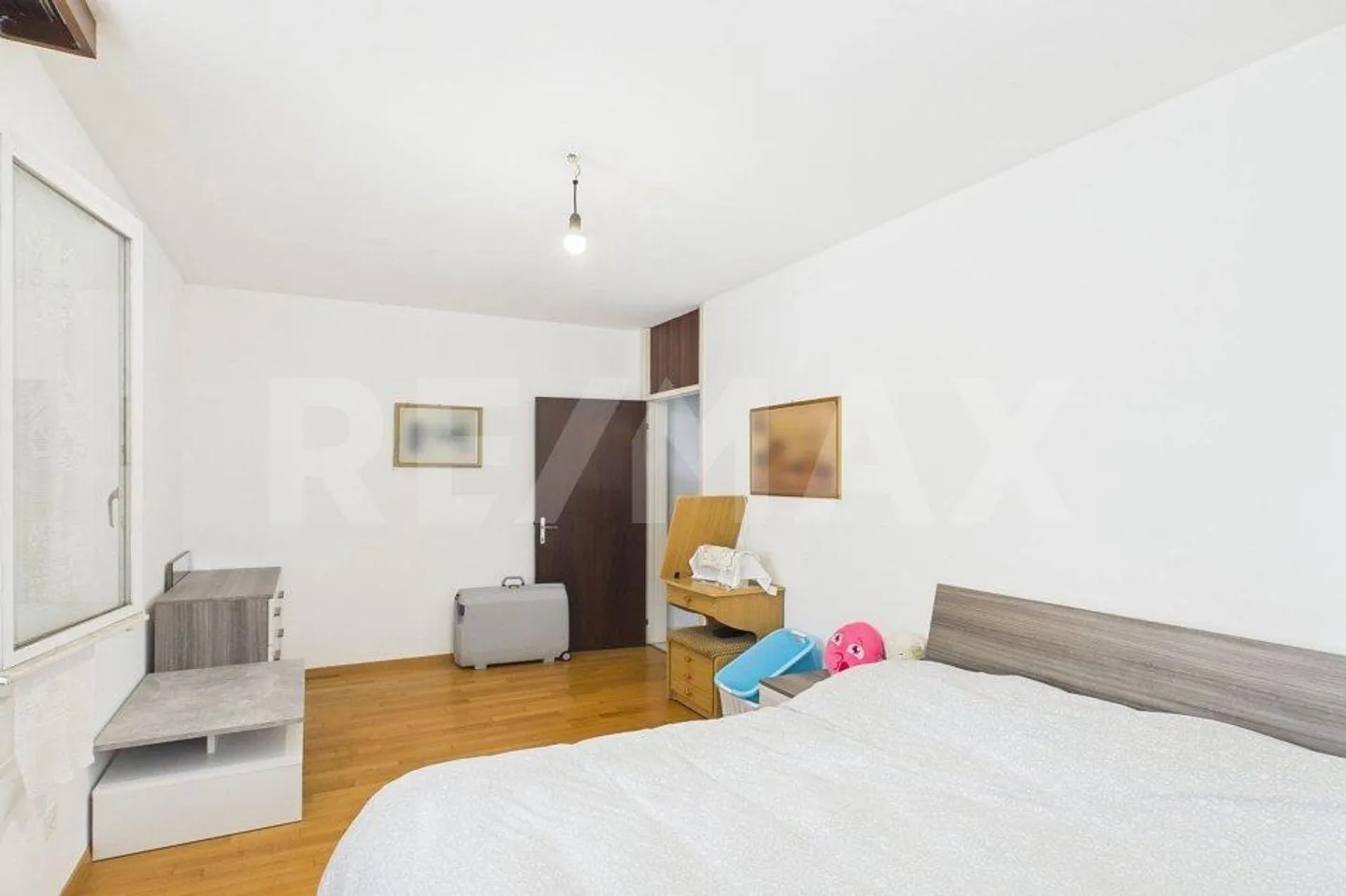 Versatile property with profitability and development potential in Bioggio - Photo 10 of 13