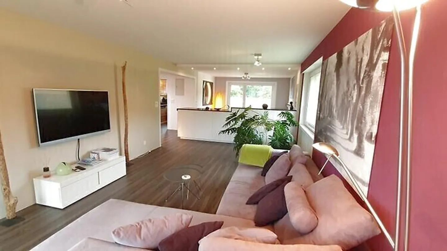 3½ ZI-WOHNUNG IN HINWIL (ZH), MÖBLIERT, TEMPORÄR - Foto 6 von 10