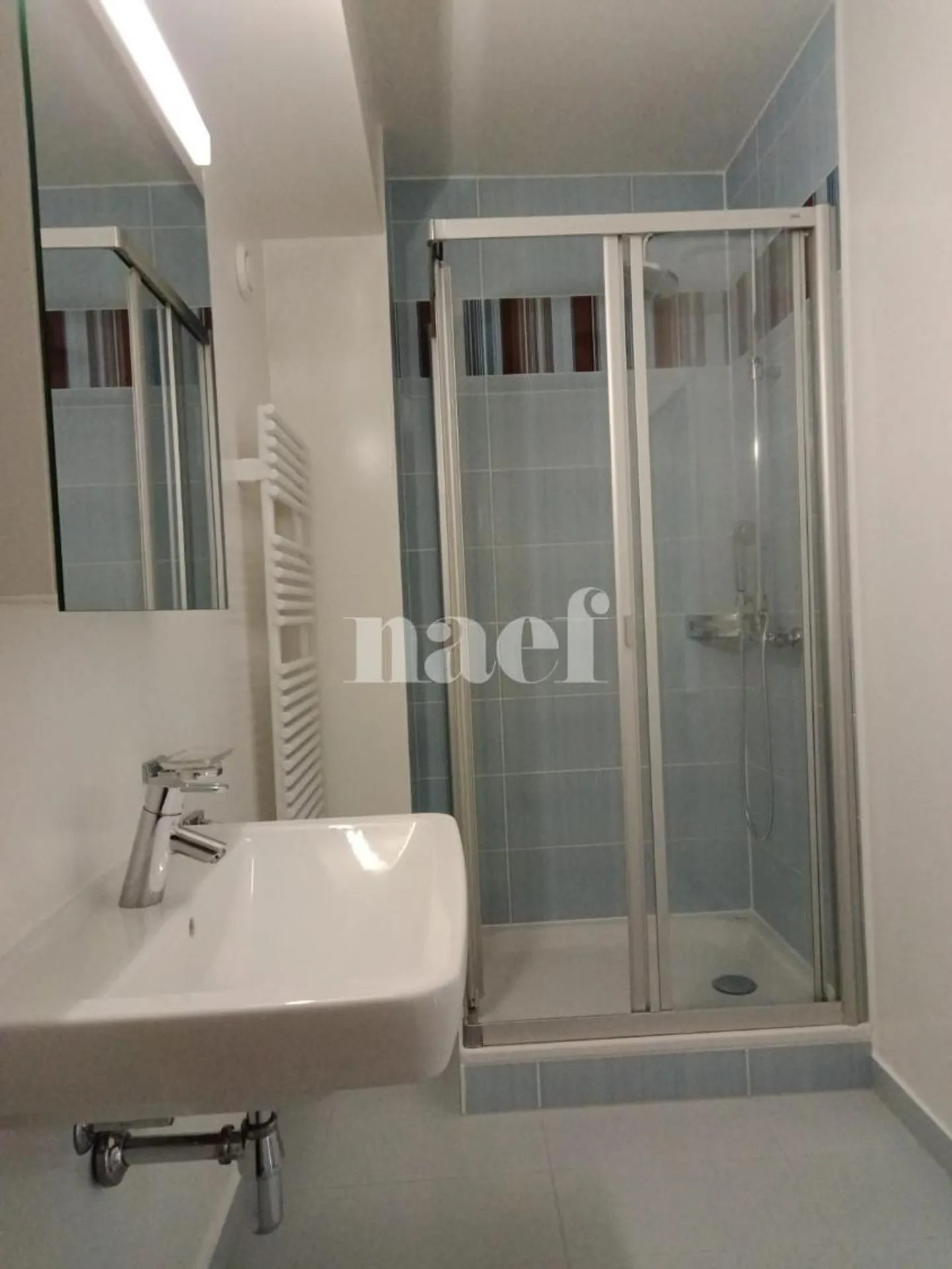 6-room apartment on the 2nd floor in Versoix, close to schools and TPG - Photo 7 of 13