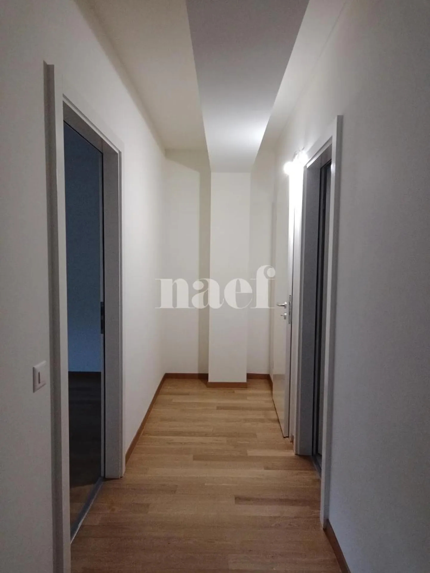 6-room apartment on the 2nd floor in Versoix, close to schools and TPG - Photo 10 of 13