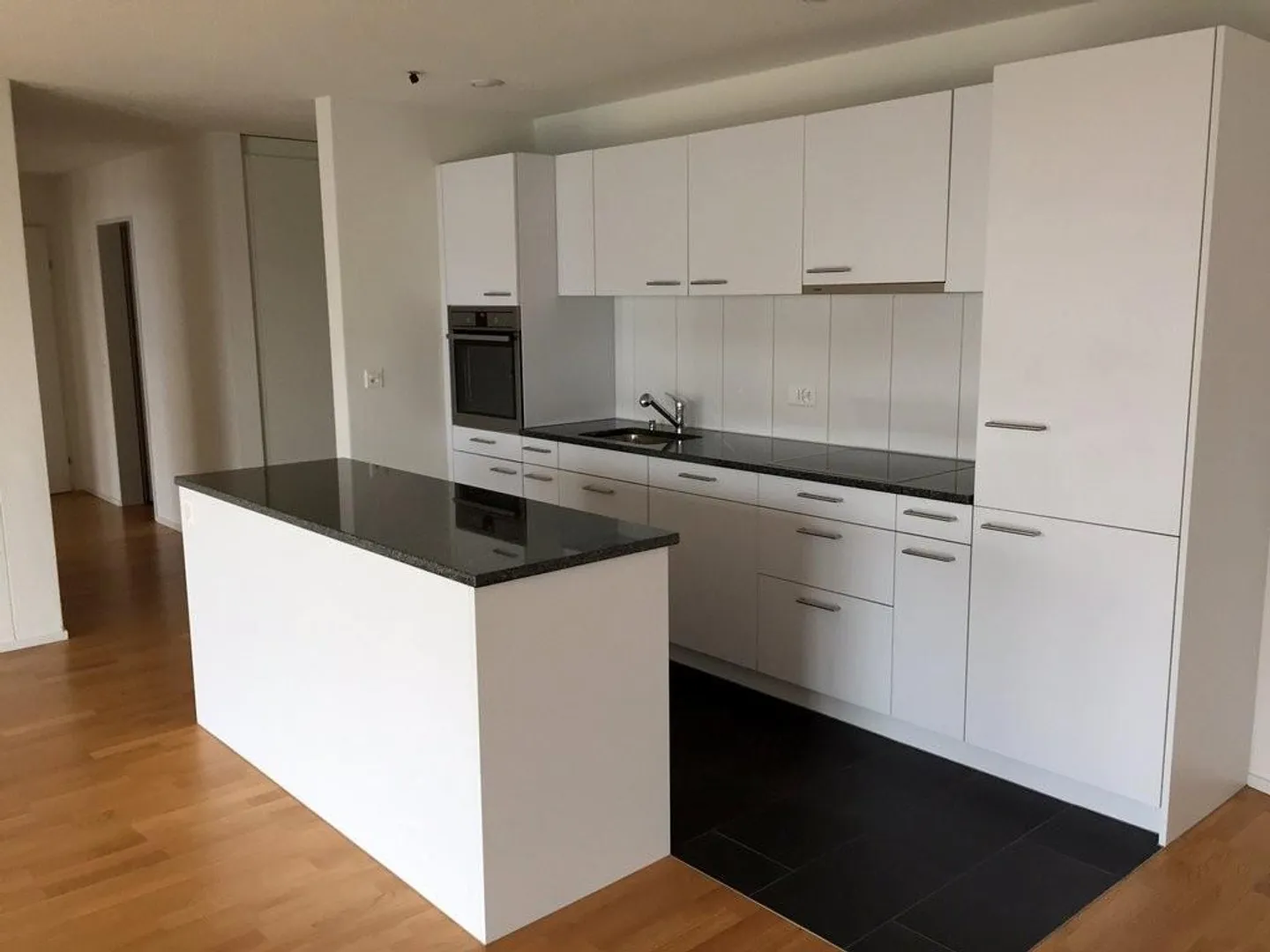 Modernes Apartment in Studen - Foto 2 von 9