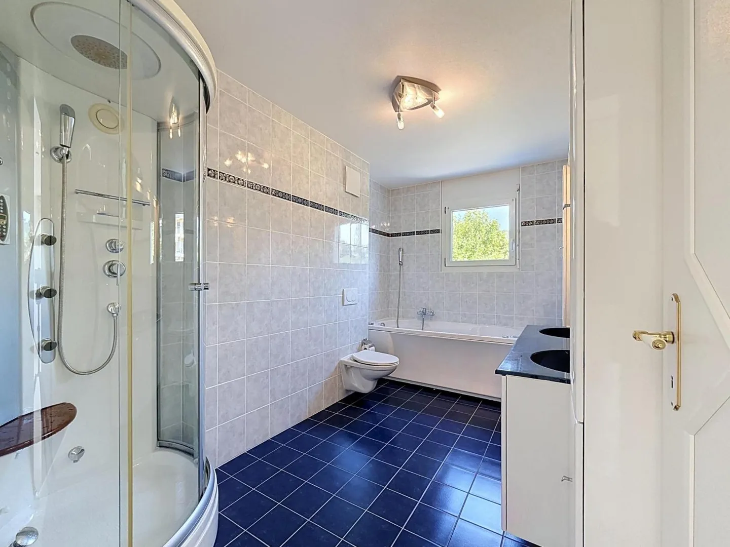 Appartamento 5.5 stanze - Foto 9 di 12