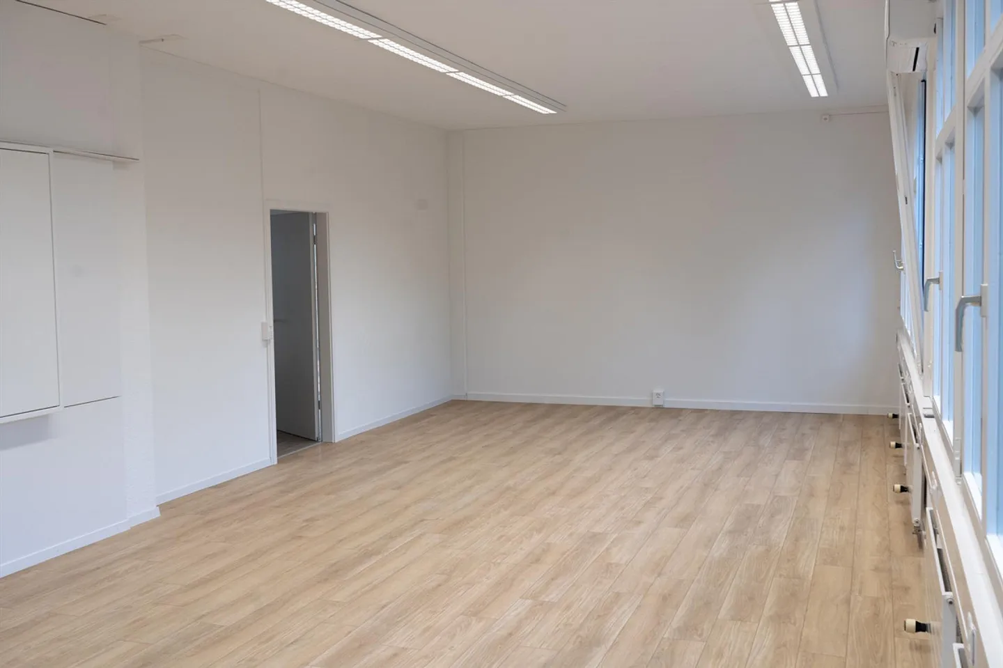 espace de bureau attrayant - Photo 3 sur 9