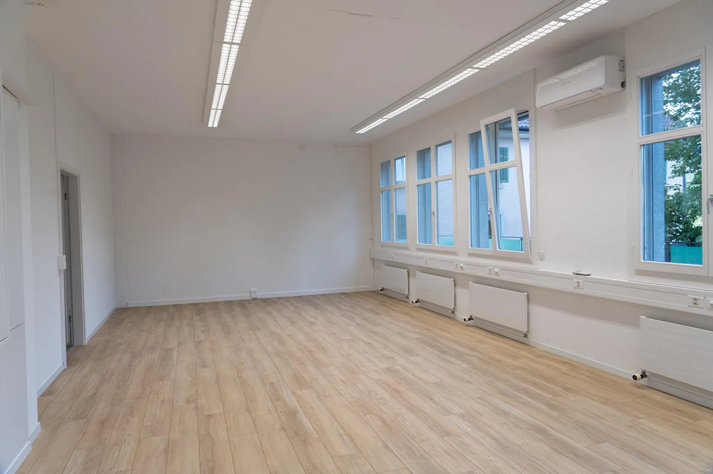 espace de bureau attrayant - Photo 4 sur 9