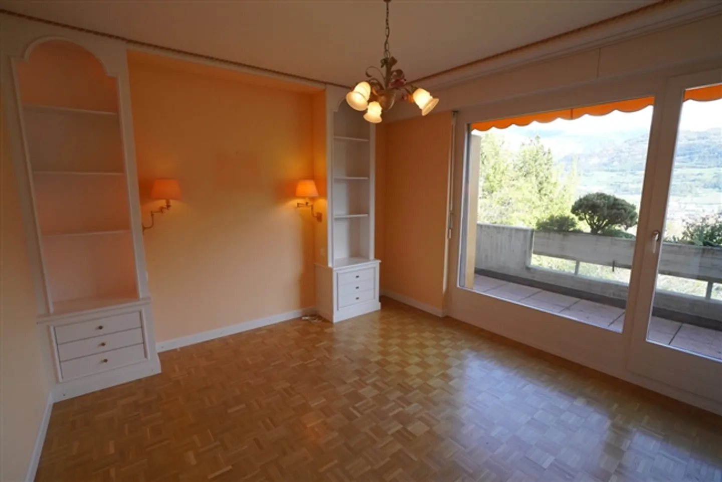 Beautiful Penthouse for Rent in Gravelone - Photo 10 of 20