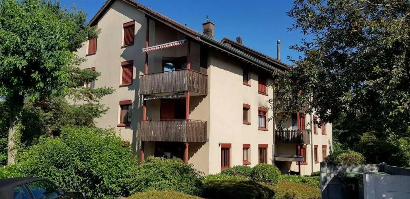 Grosszügige Familienwohnung im Grünen - Foto 1 von 8