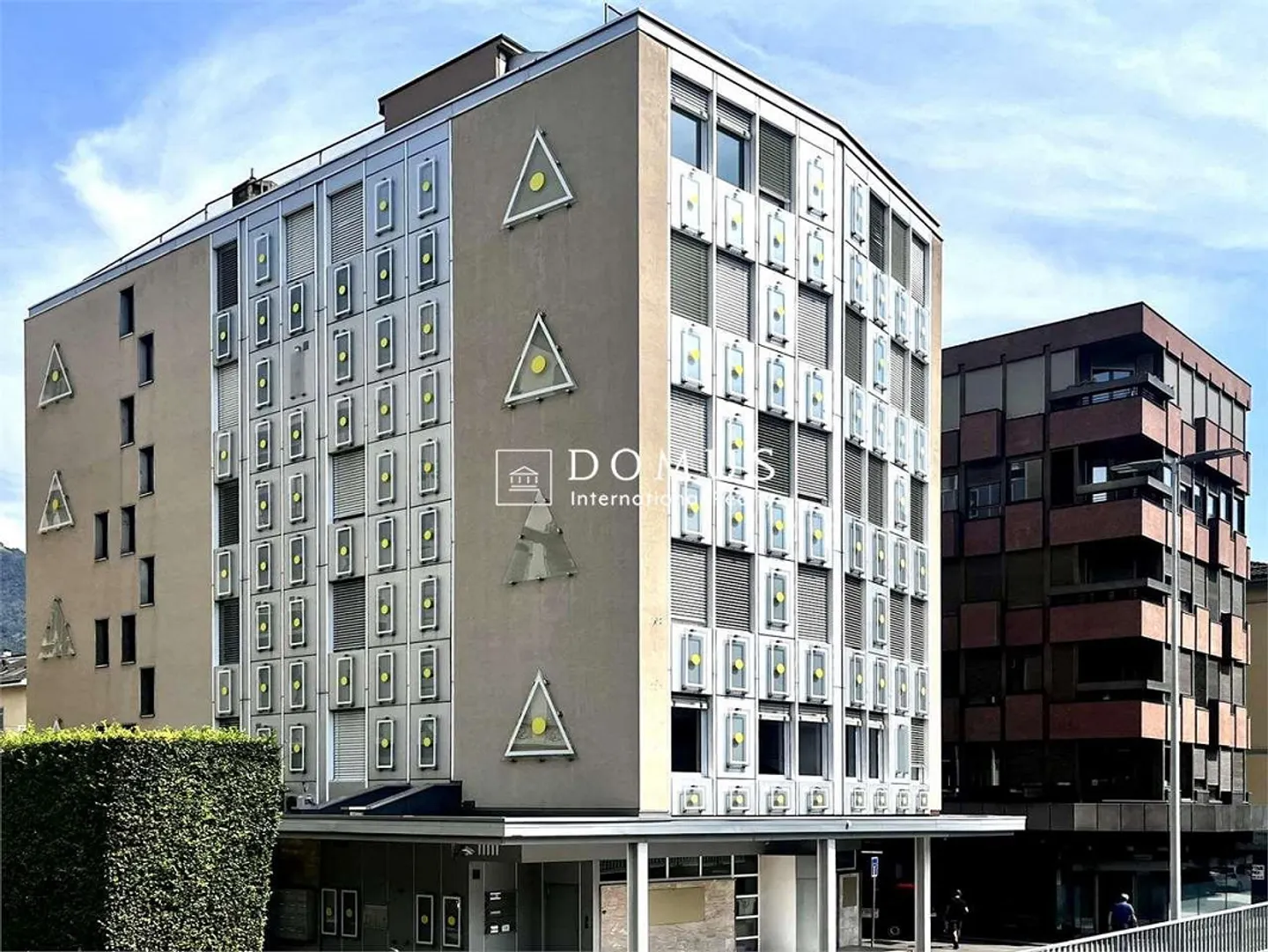 Edificio per uffici a Chiasso - Foto 1 di 5
