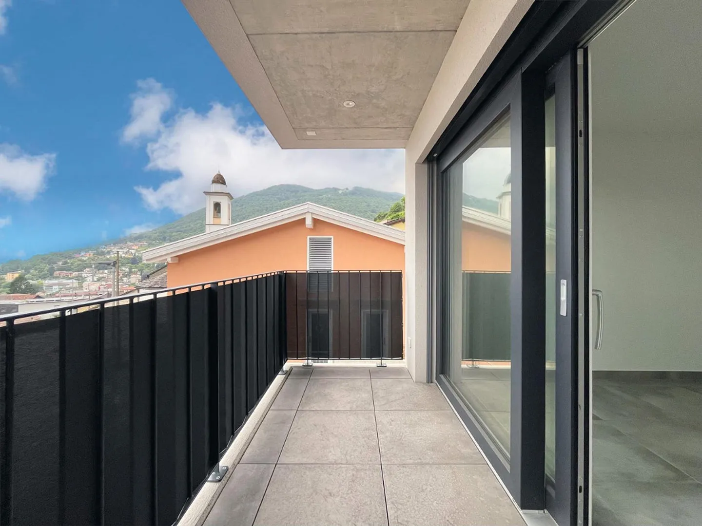 NOUVEAU PENTHOUSE 2.5 PIÈCES AVEC TERRASSE À TESSERETE - Photo 6 sur 9