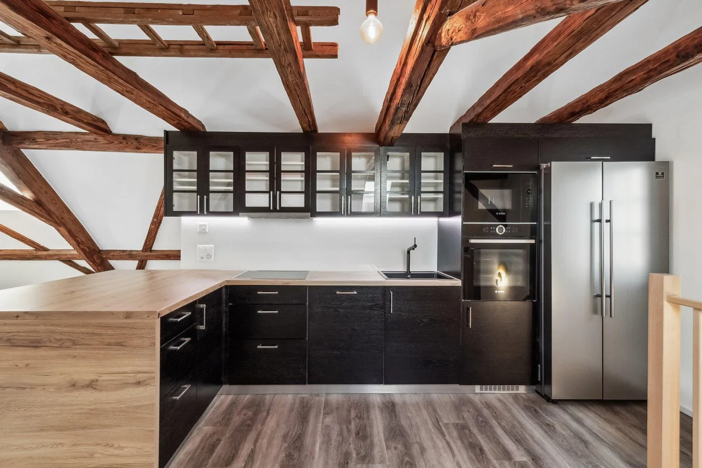 Maisonette elegante di 4,5 stanze nel cuore di Fällanden - Foto 3 di 8