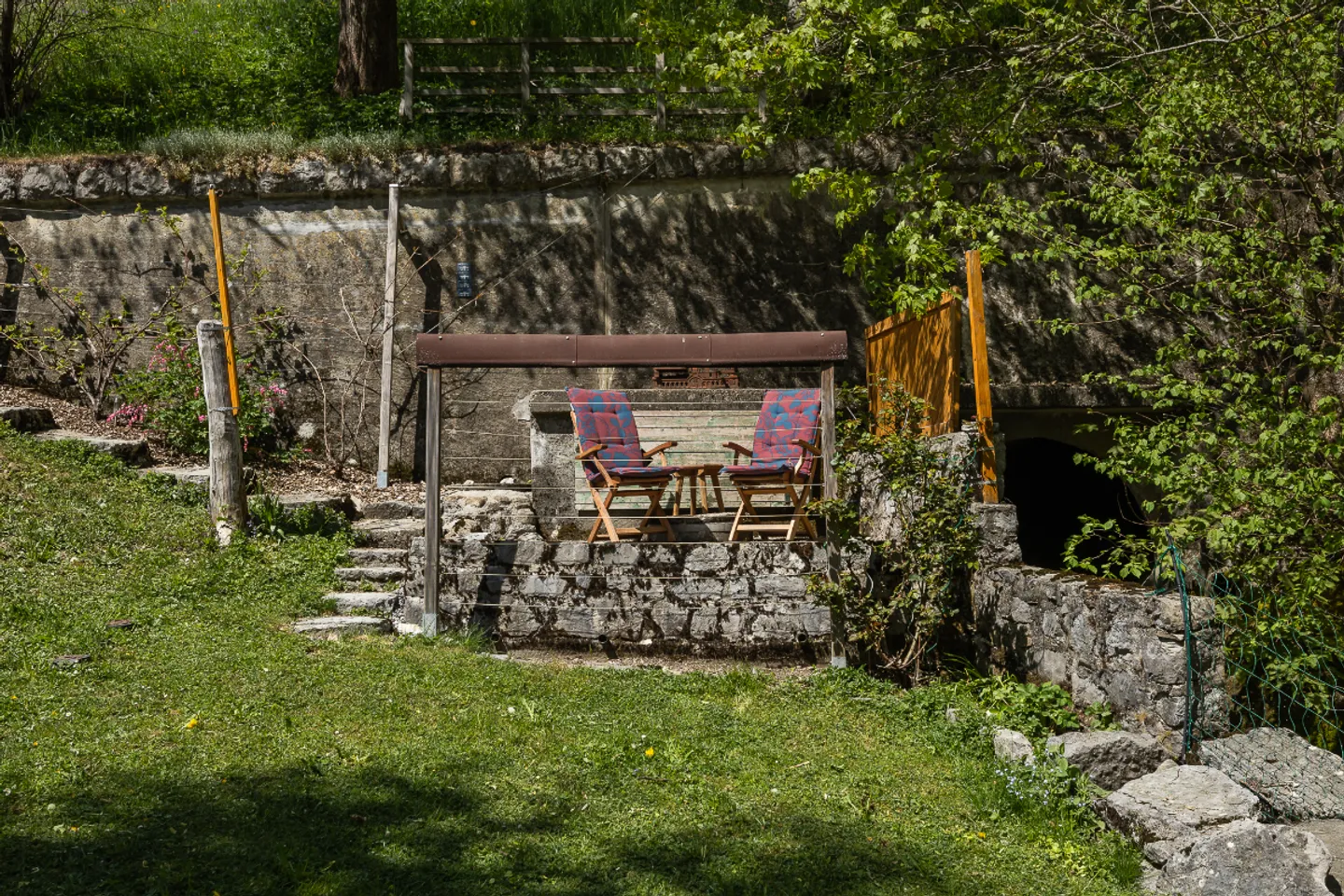 Maison bifamiliale dans un environnement naturel privilégié - Photo 1 sur 13