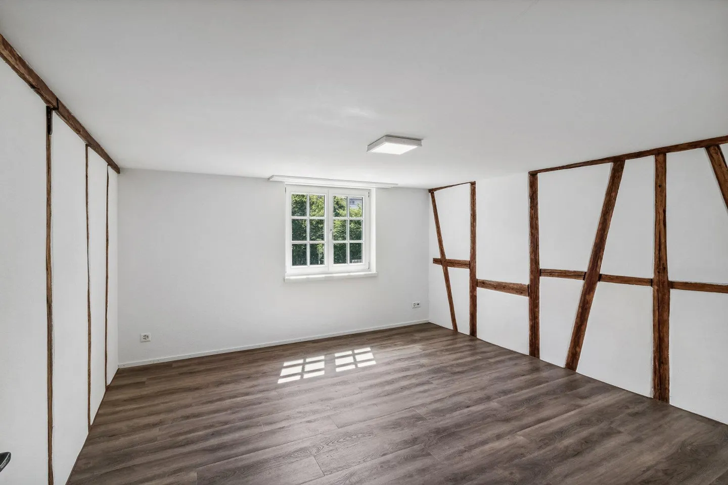 Maisonette elegante di 4,5 stanze nel cuore di Fällanden - Foto 5 di 8