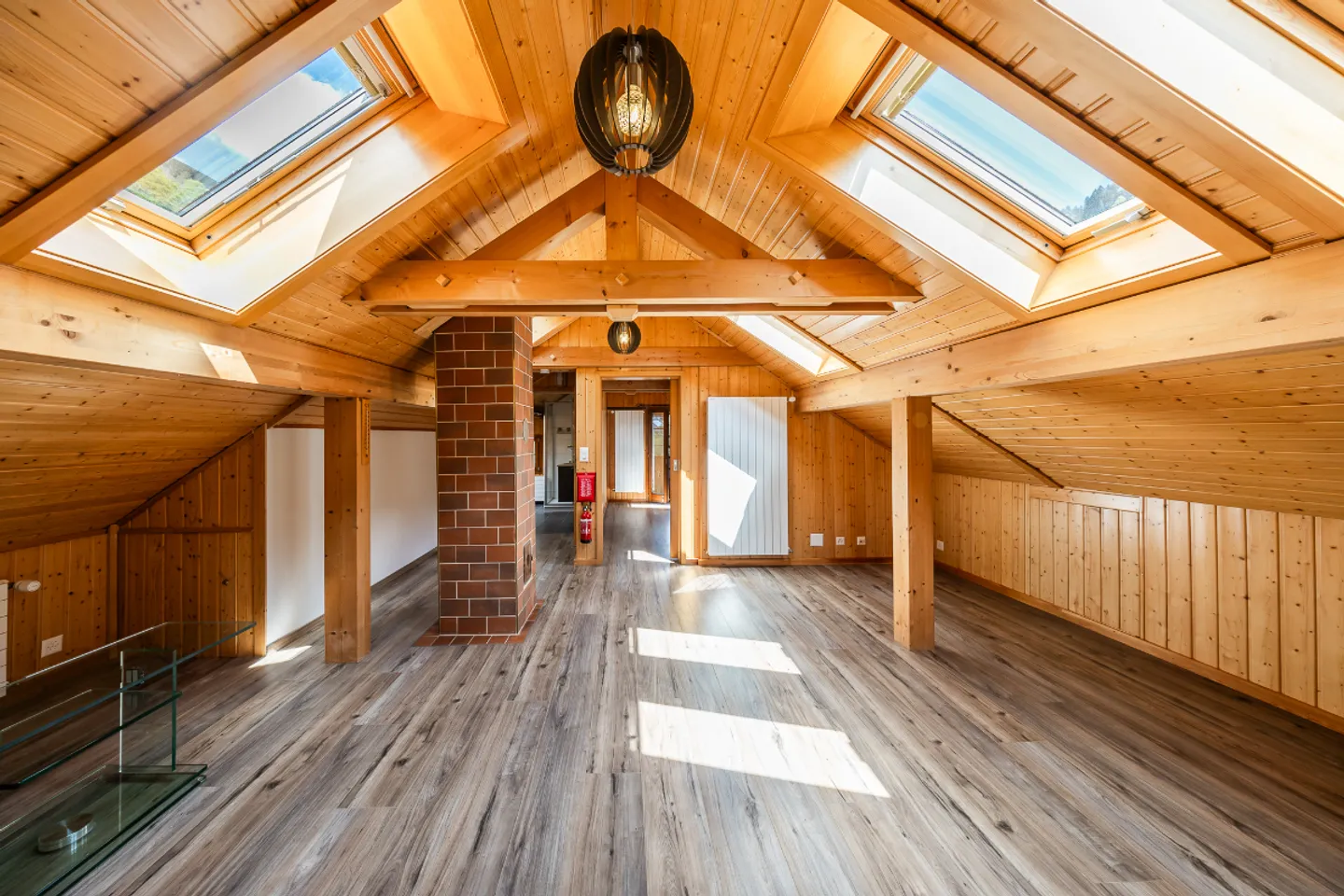 Maison bifamiliale dans un environnement naturel privilégié - Photo 7 sur 13
