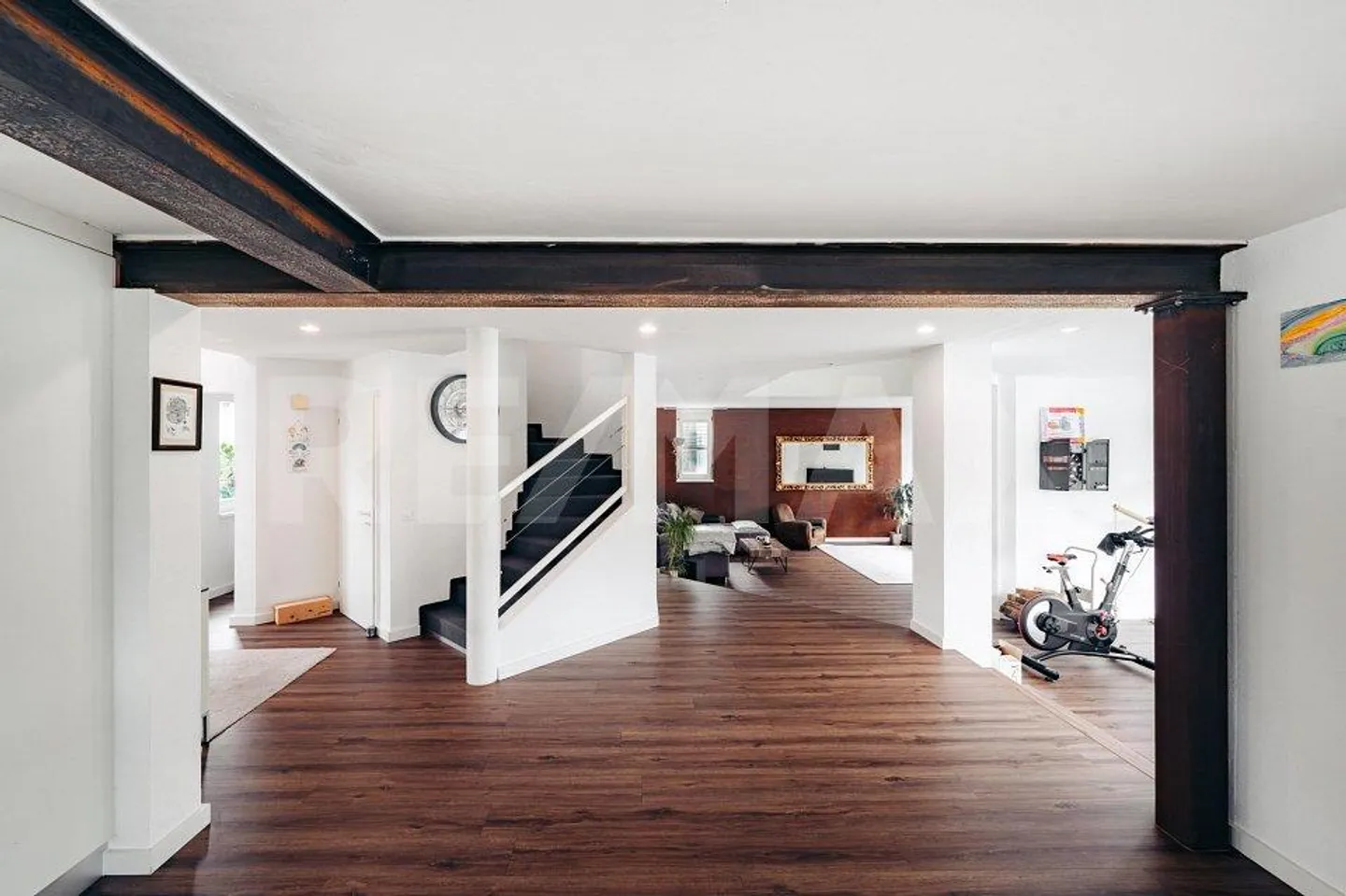 Esperienza abitativa esclusiva - Villa elegante con 6 stanze e carattere - Foto 12 di 13